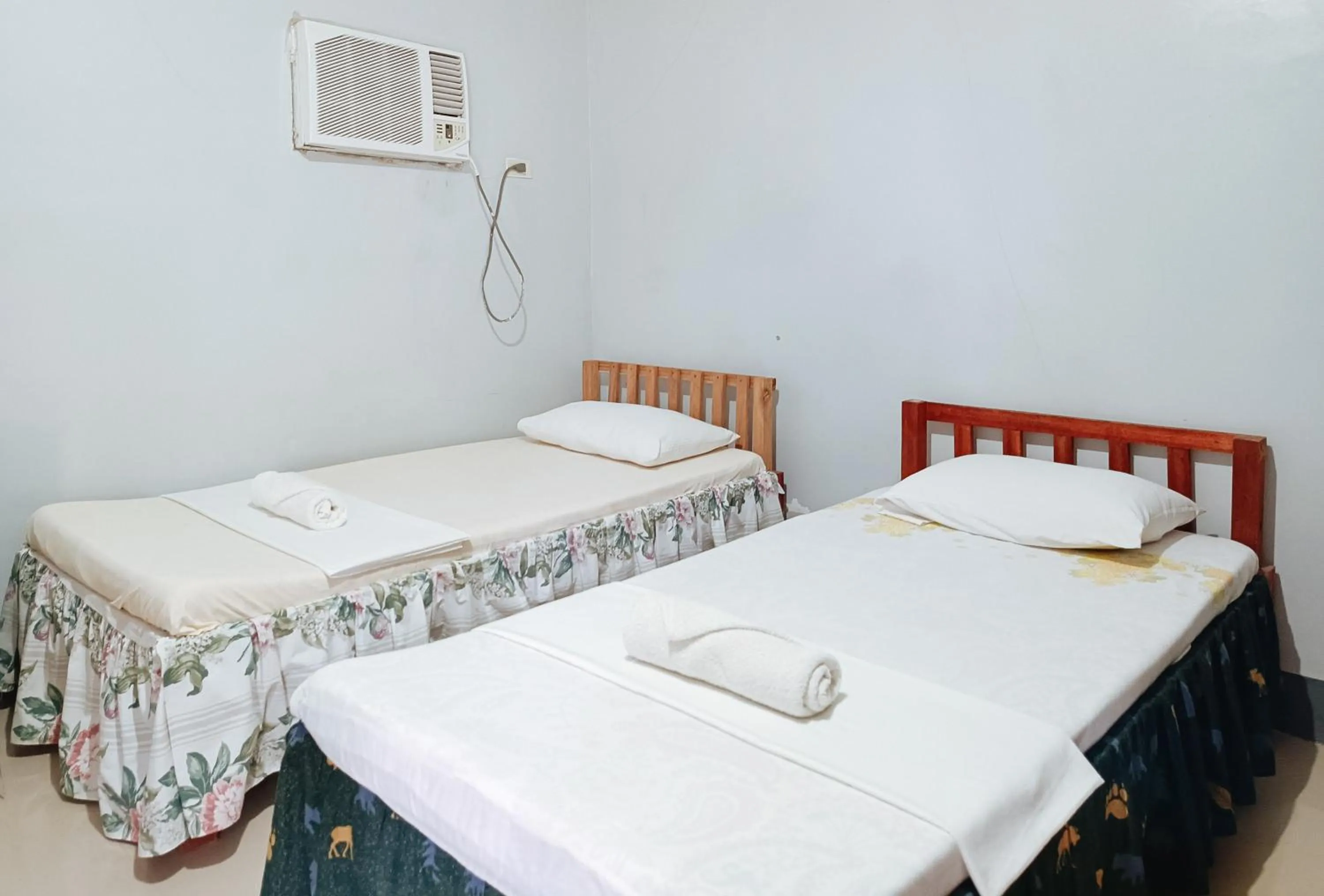 Bed in RedDoorz @ Star Jewel Lodge Apayao