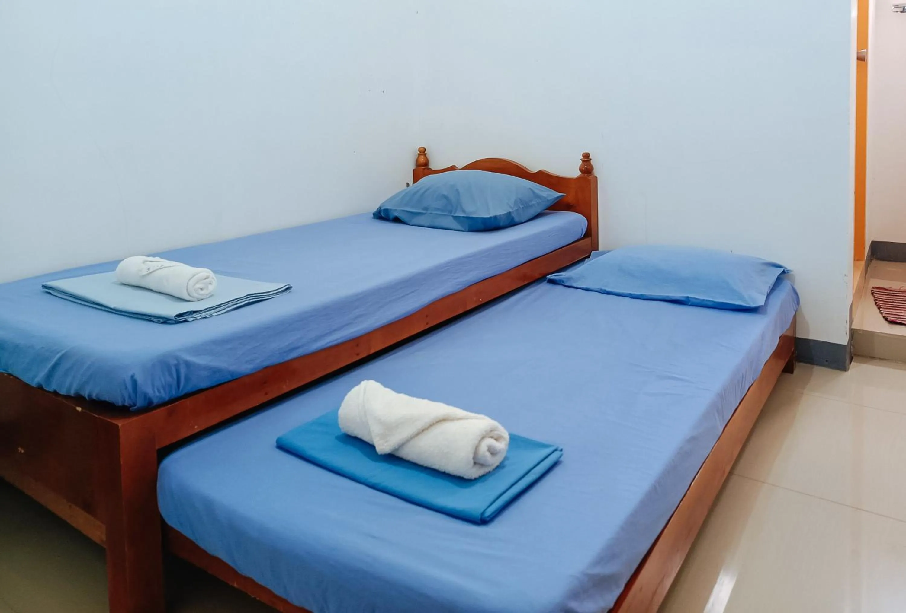 Bed in RedDoorz @ Star Jewel Lodge Apayao