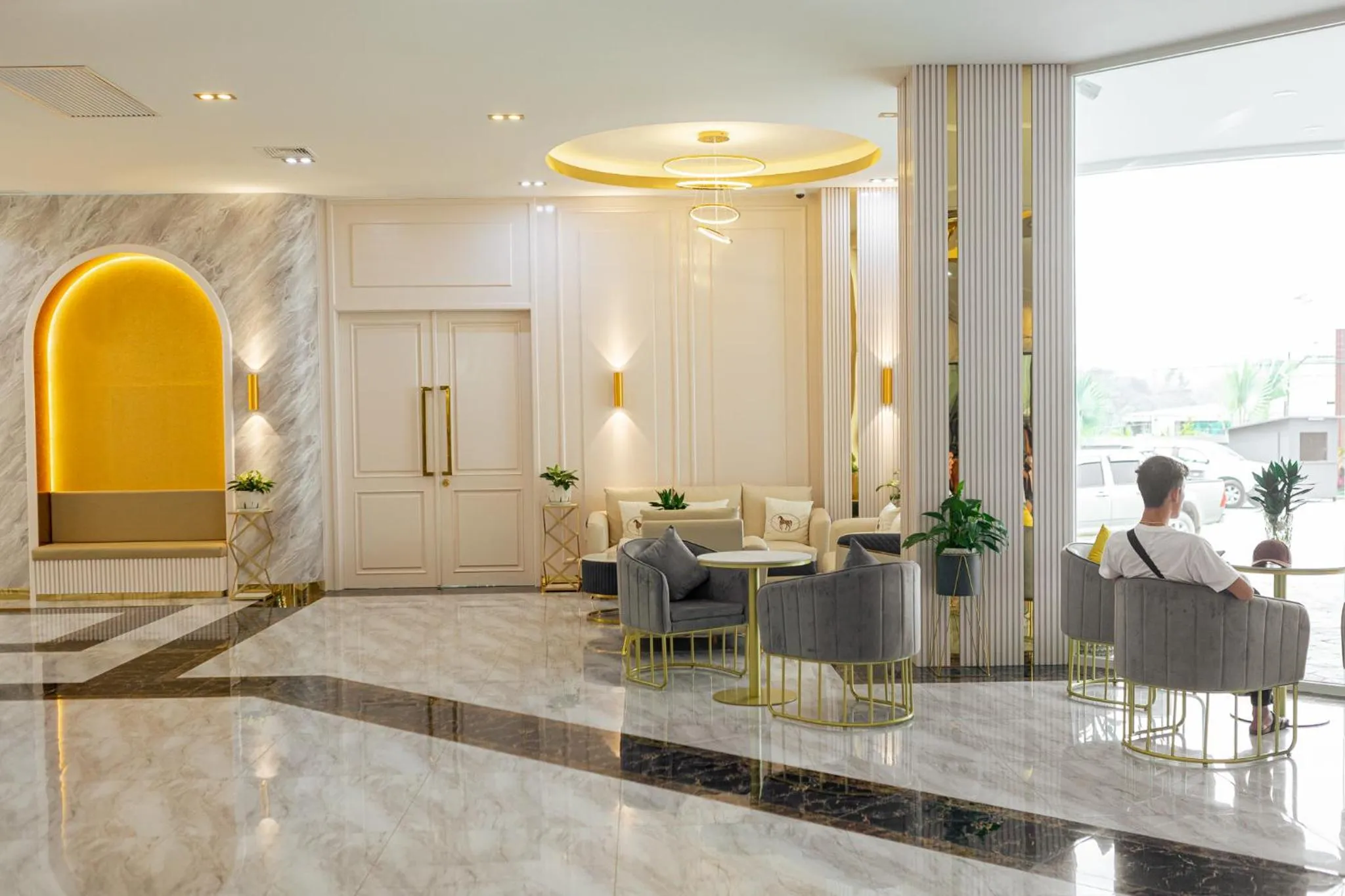 Seating area in S Vangvieng Boutique Hotel