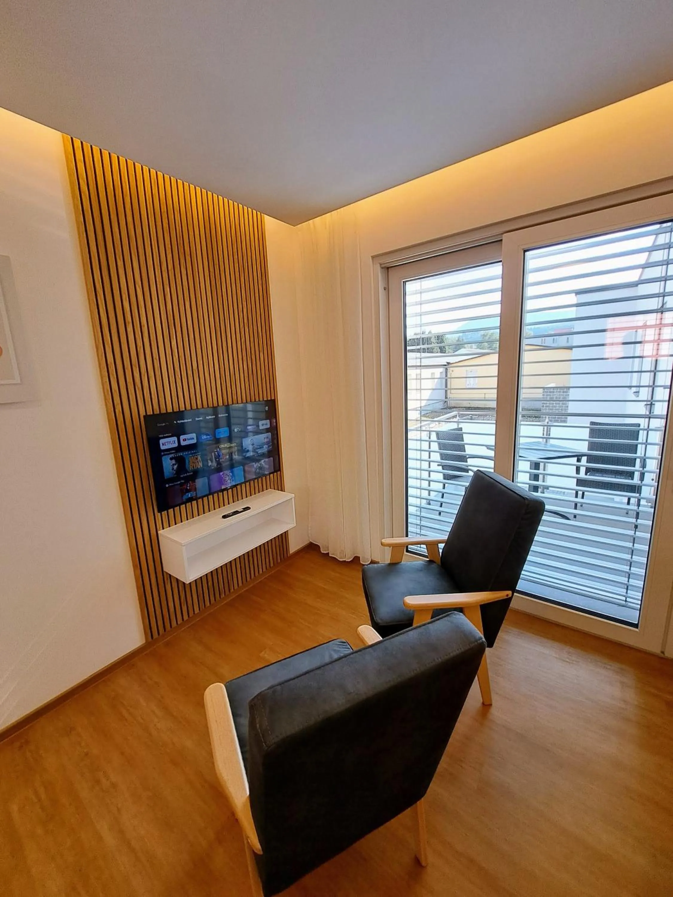 6bits Apartments