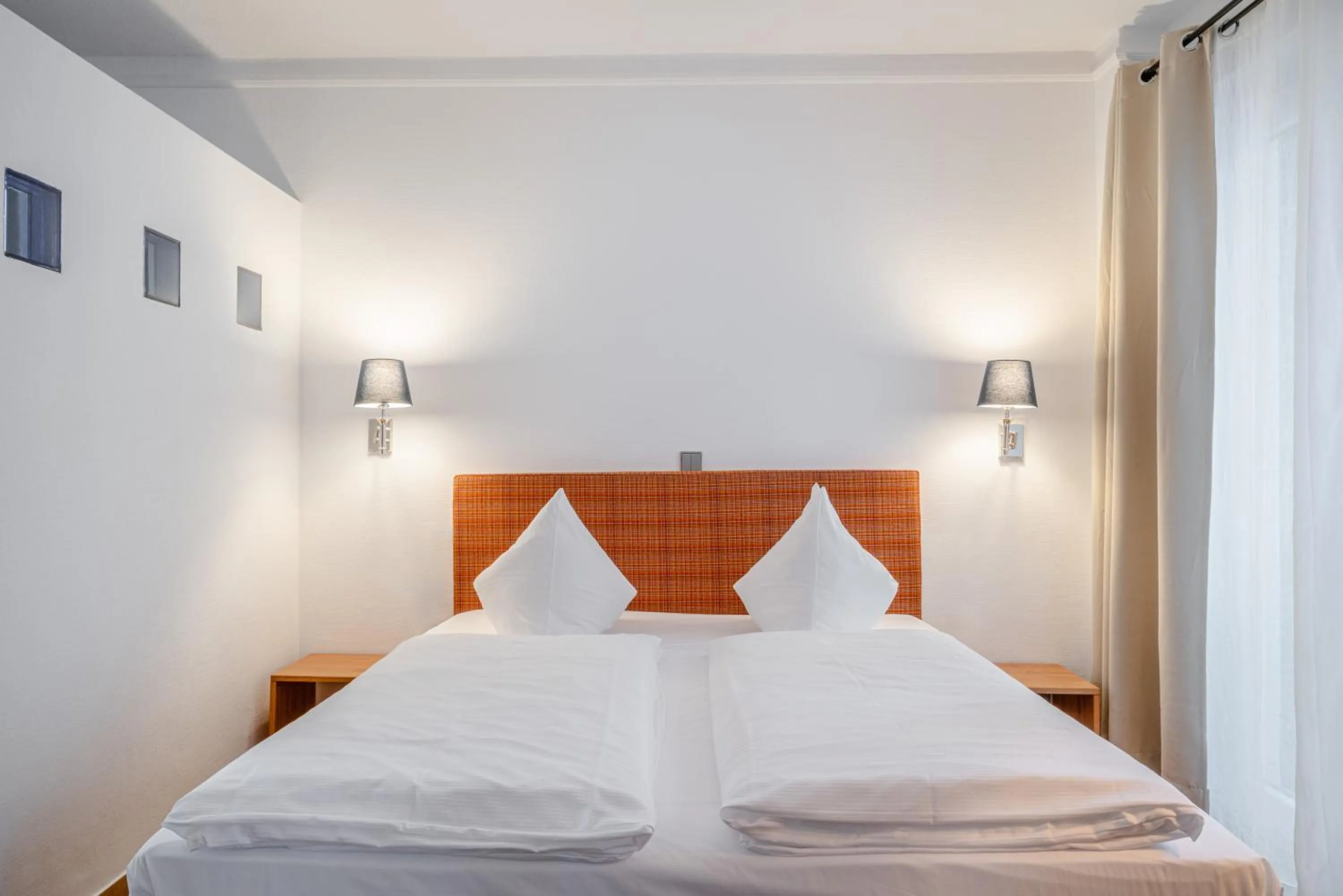 Photo of the whole room, Bed in Hotel Schottenhof