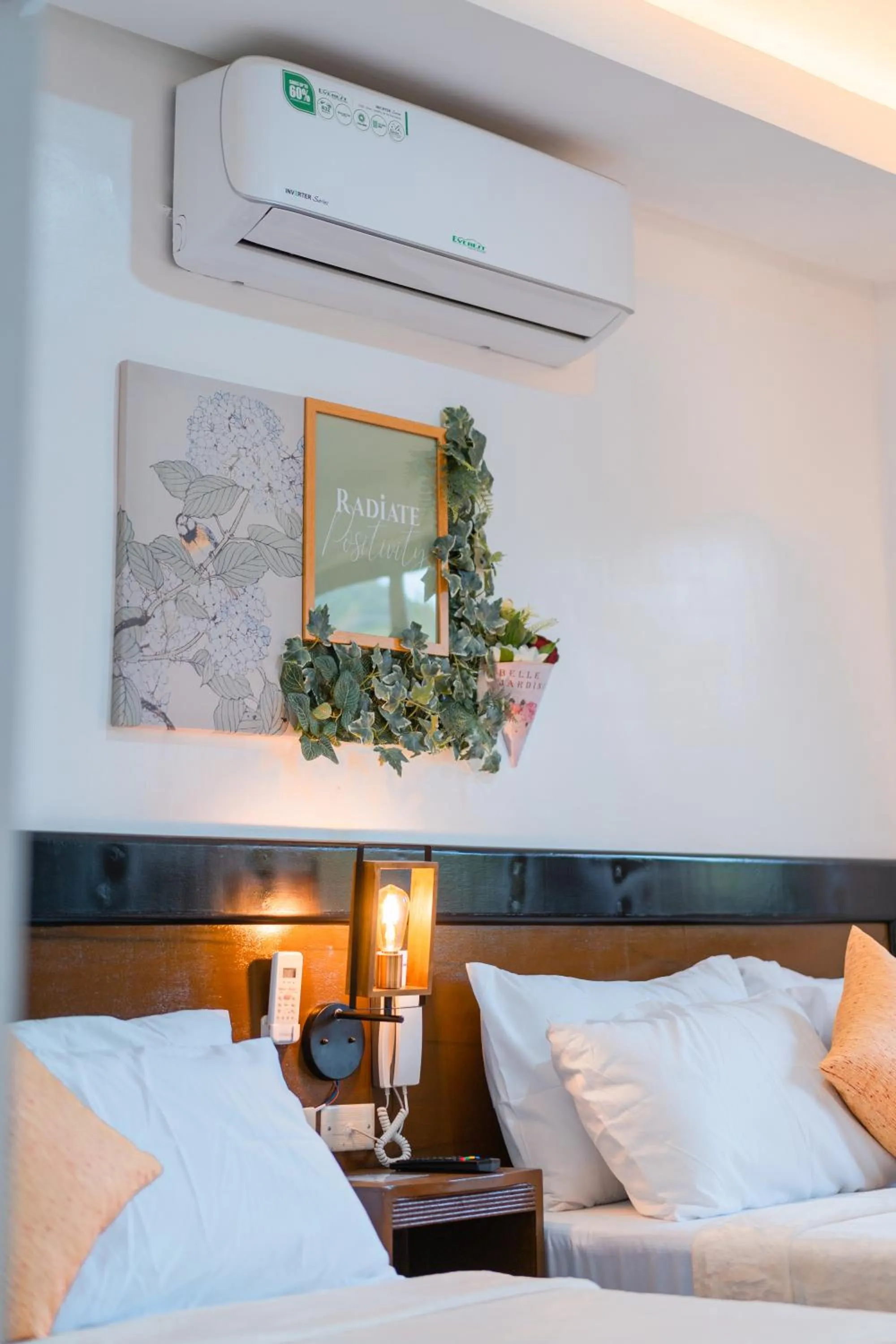 Bed in Island Wanderers Inn