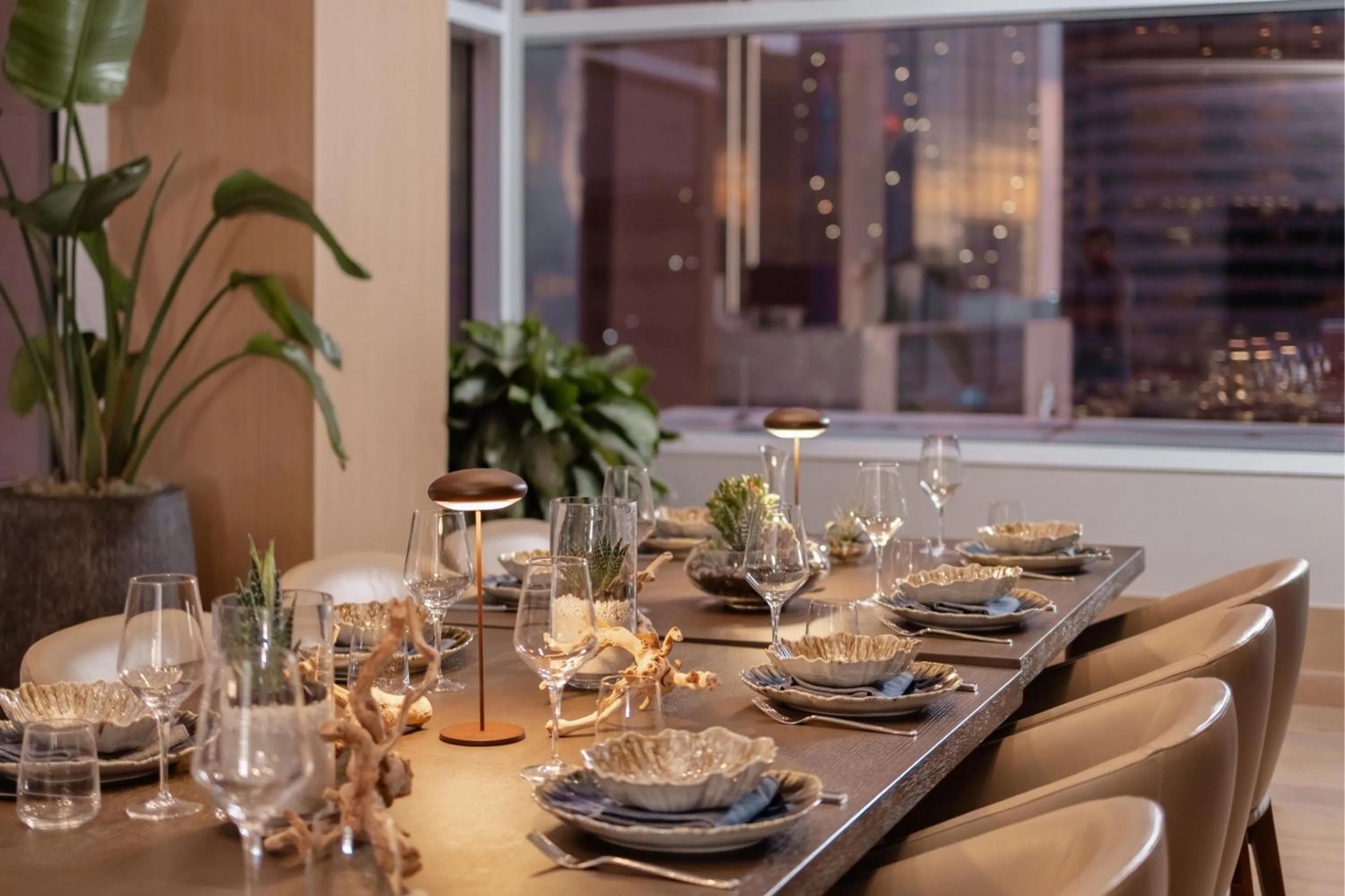 Restaurant/places to eat in JW Marriott Dallas Arts District