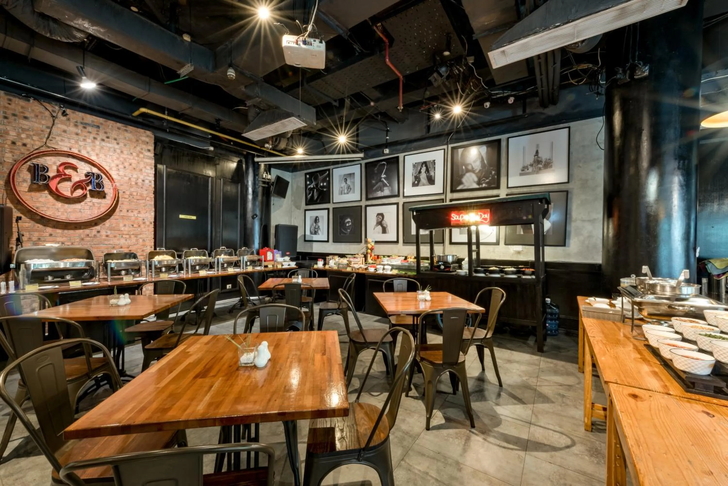 Maxone Premier Melawai