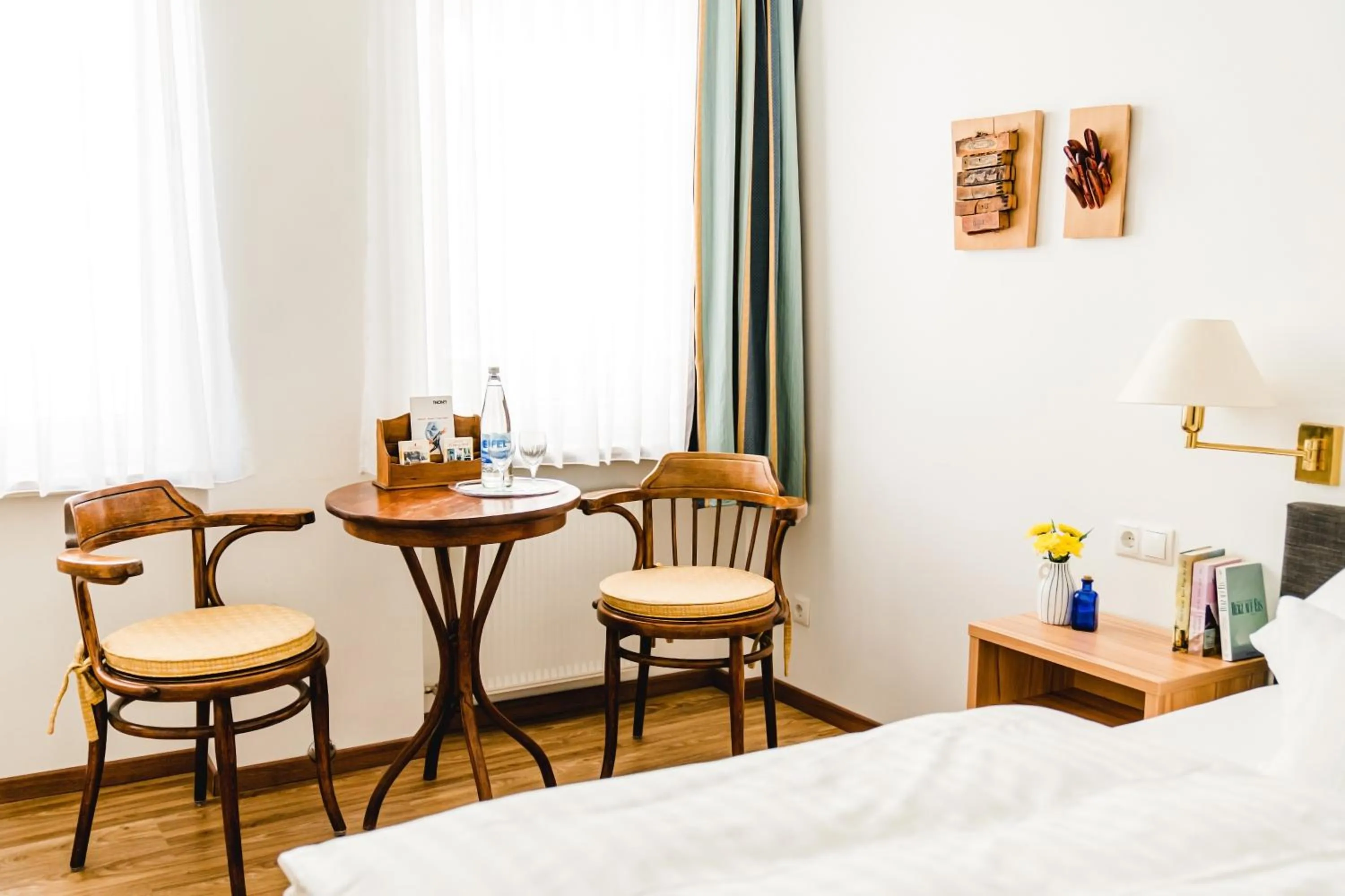 Photo of the whole room, Bed in Baudobriga Rheinhotel