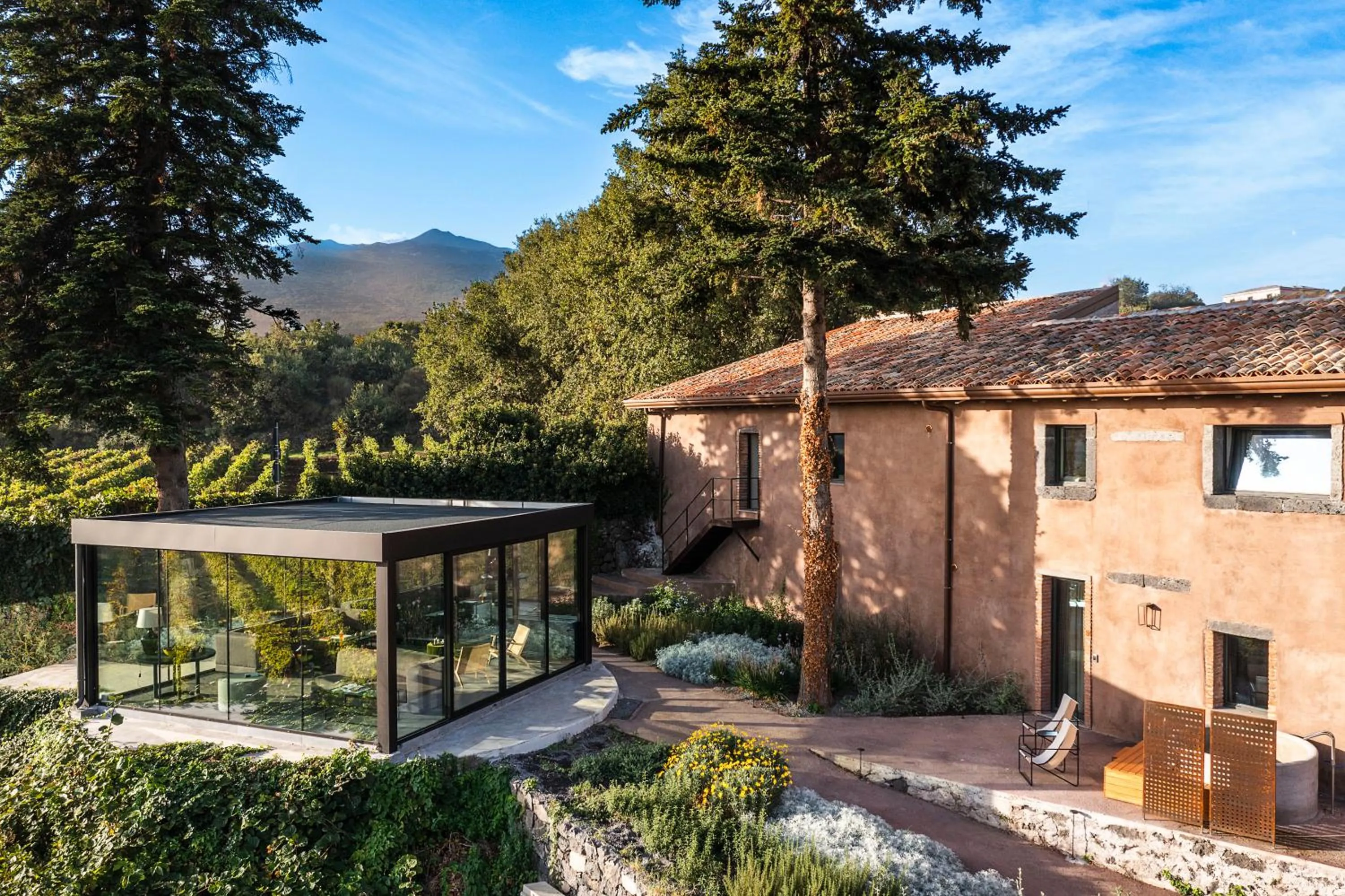 Property building in Dimora Cottanera