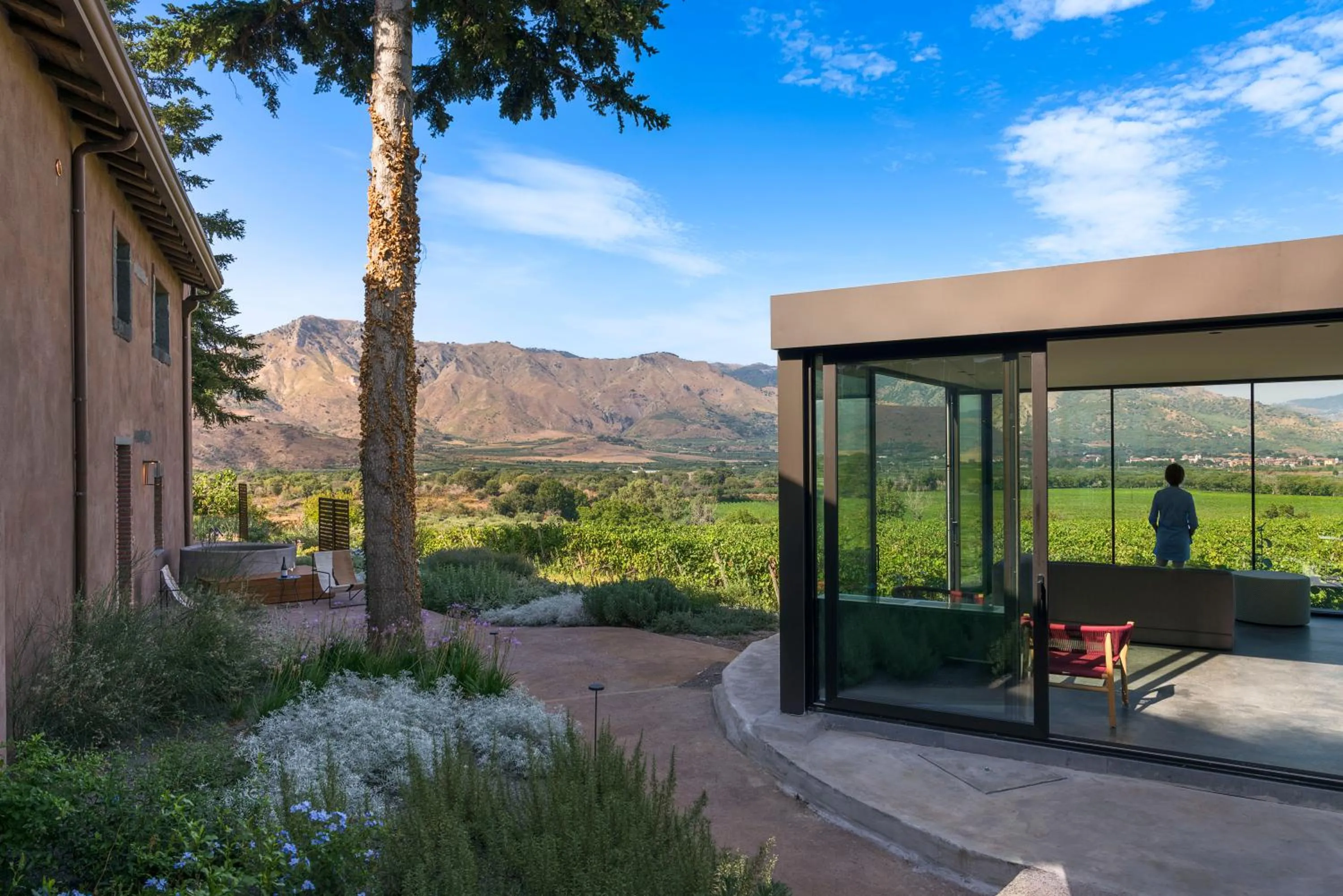 Property building in Dimora Cottanera