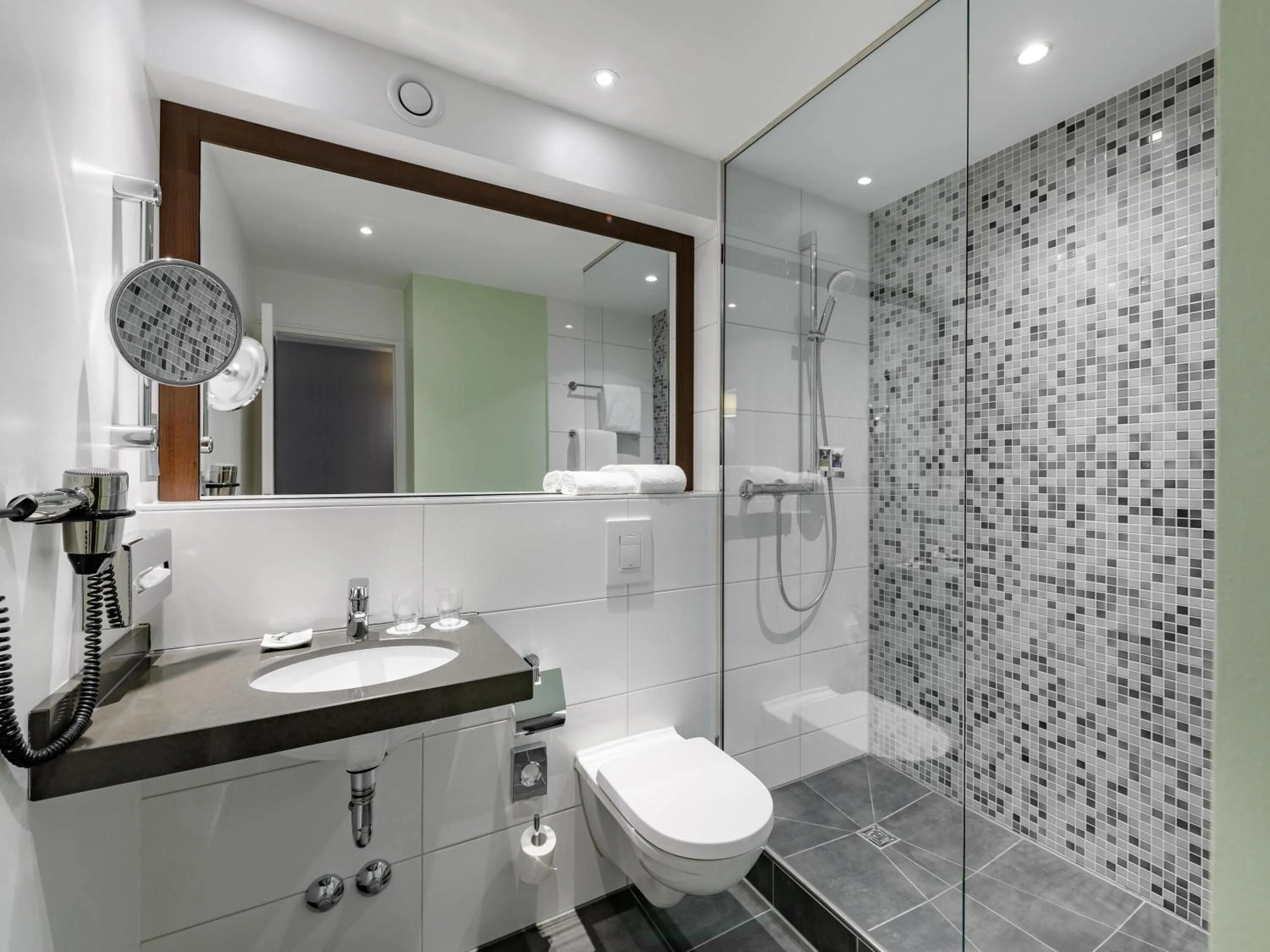 Bedroom in Mercure Stuttgart Sindelfingen an der Messe