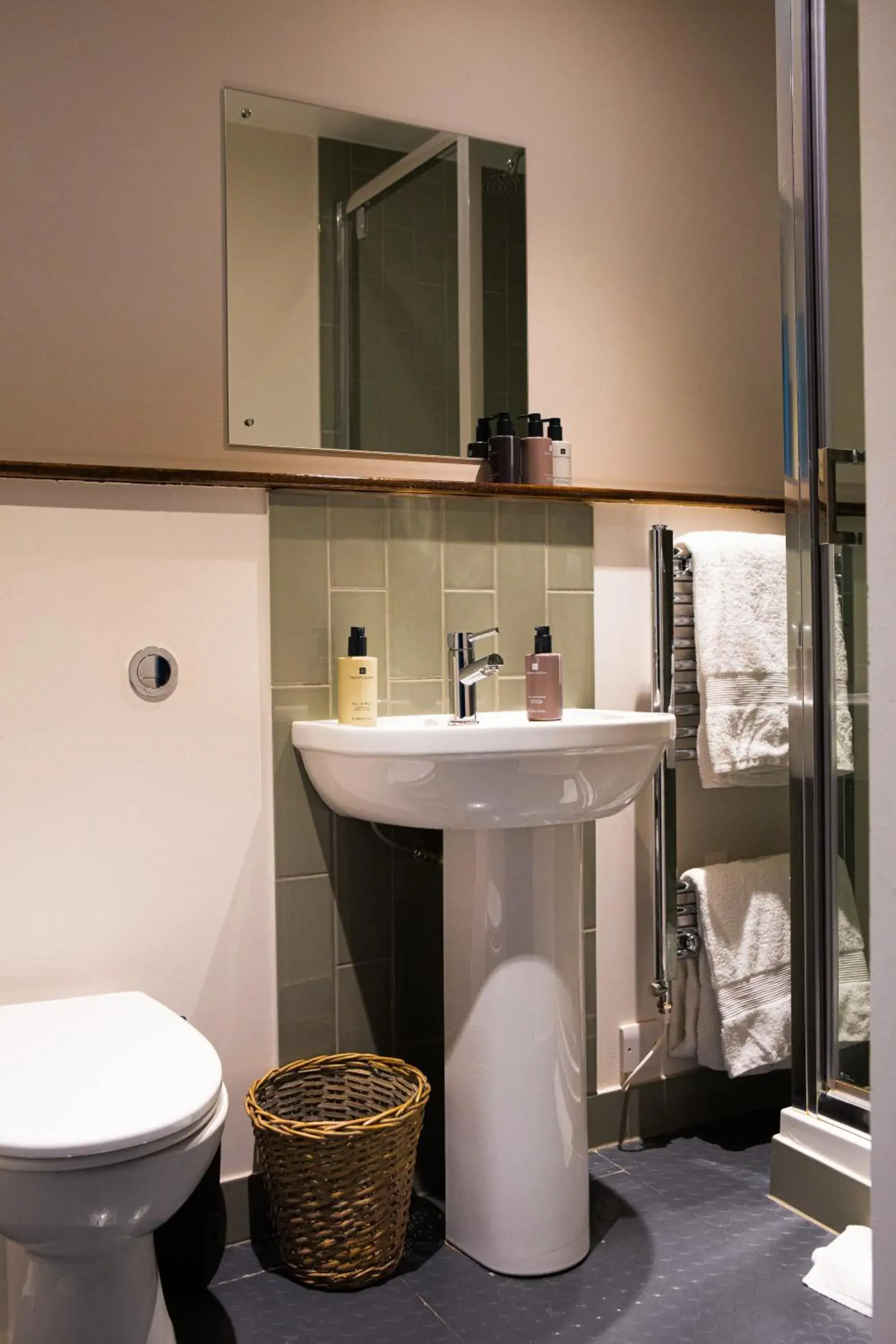 The Crown Rooms The Crown Rooms