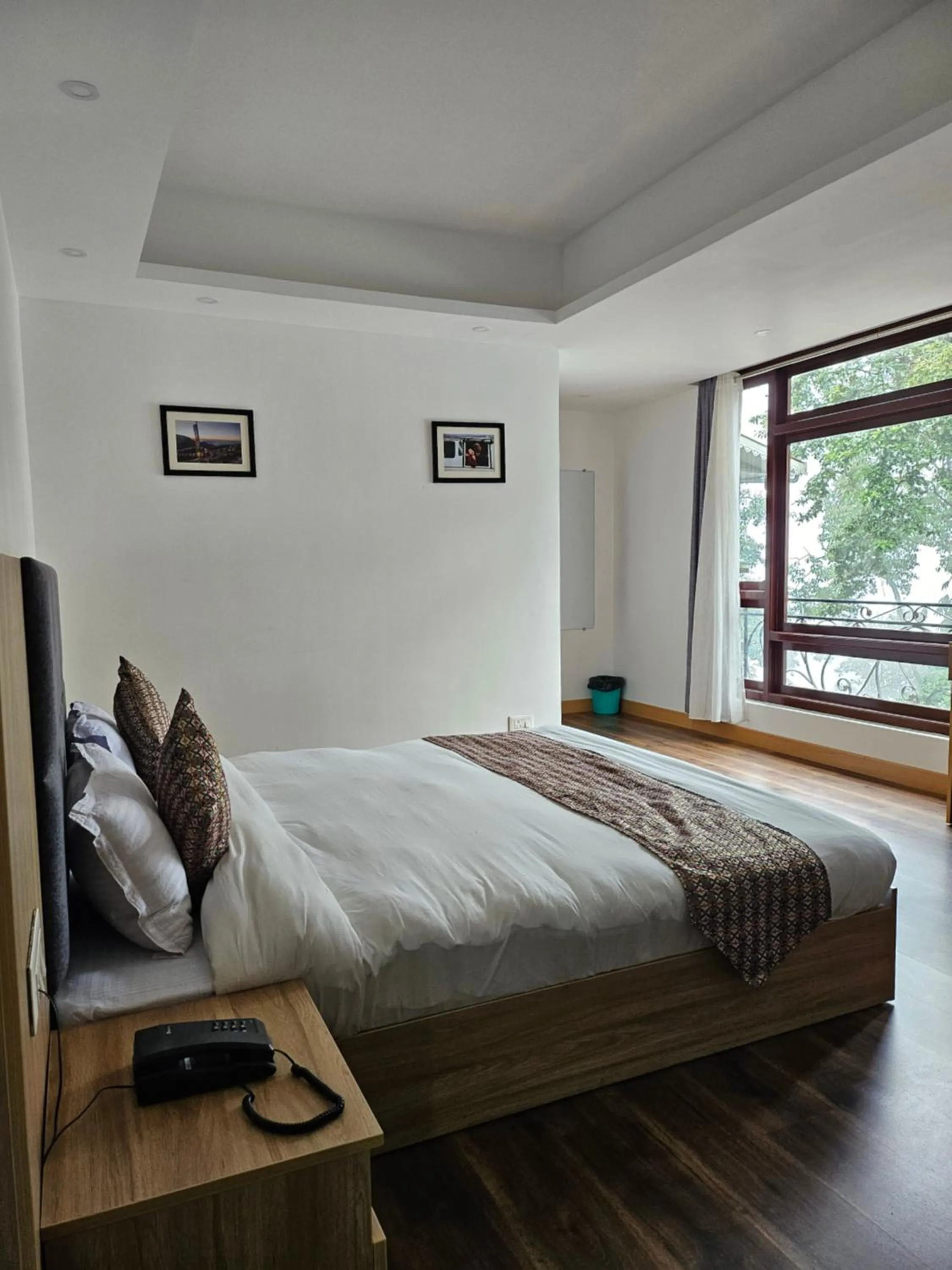 Bed in Shanol Residency