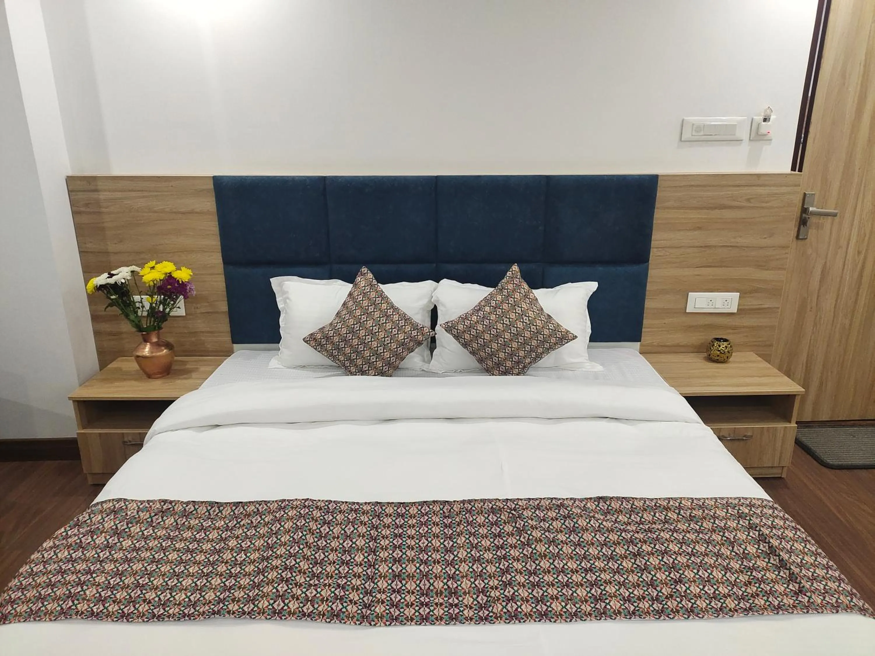 Bed in Shanol Residency