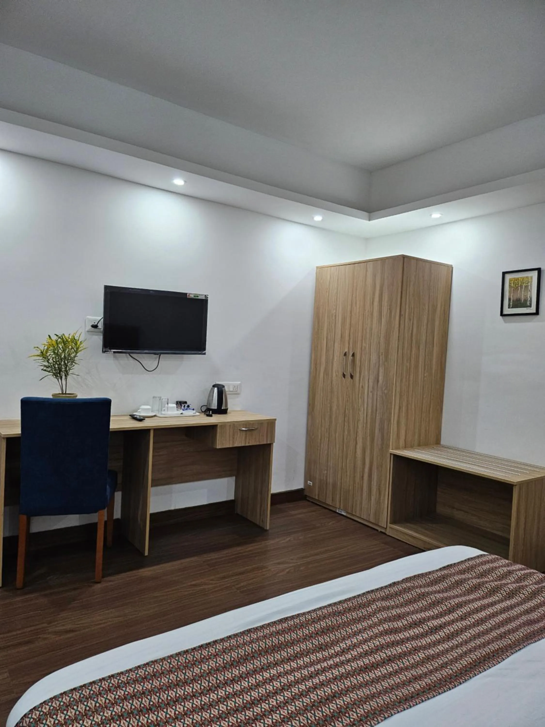 Bed in Shanol Residency