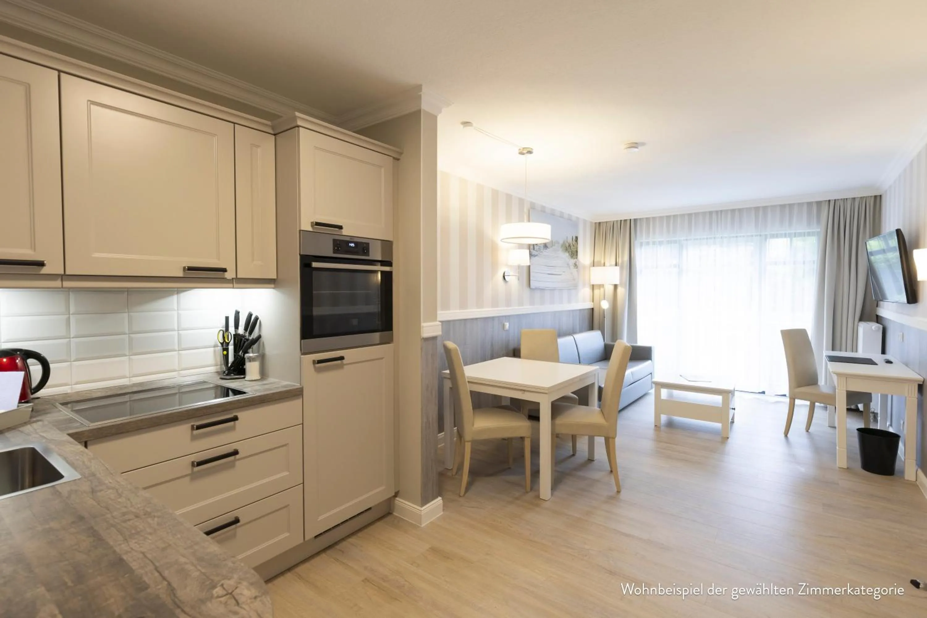 Kitchen or kitchenette in Hotel IV Jahreszeiten Kühlungsborn