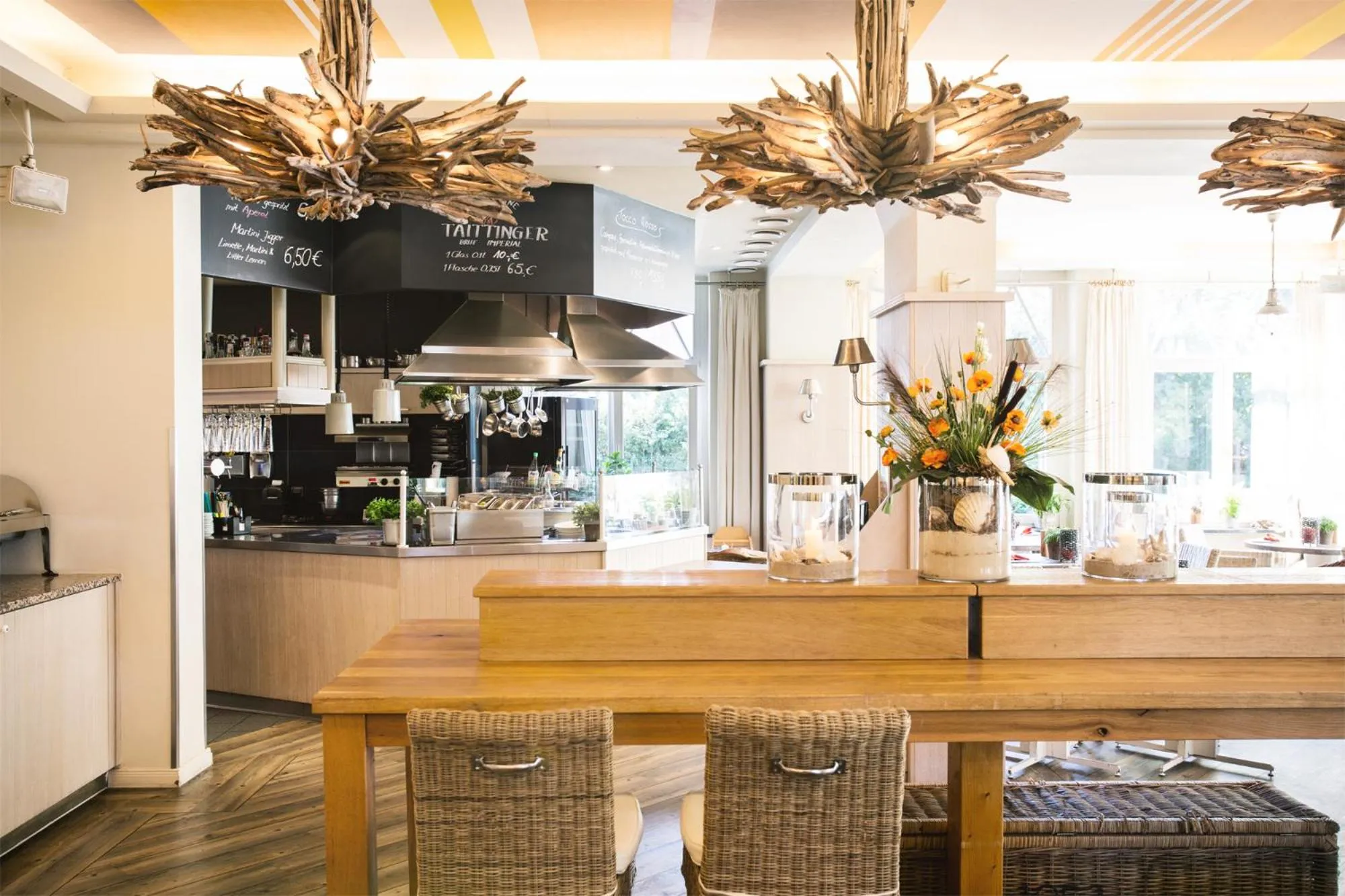 Restaurant/places to eat in Hotel IV Jahreszeiten Kühlungsborn