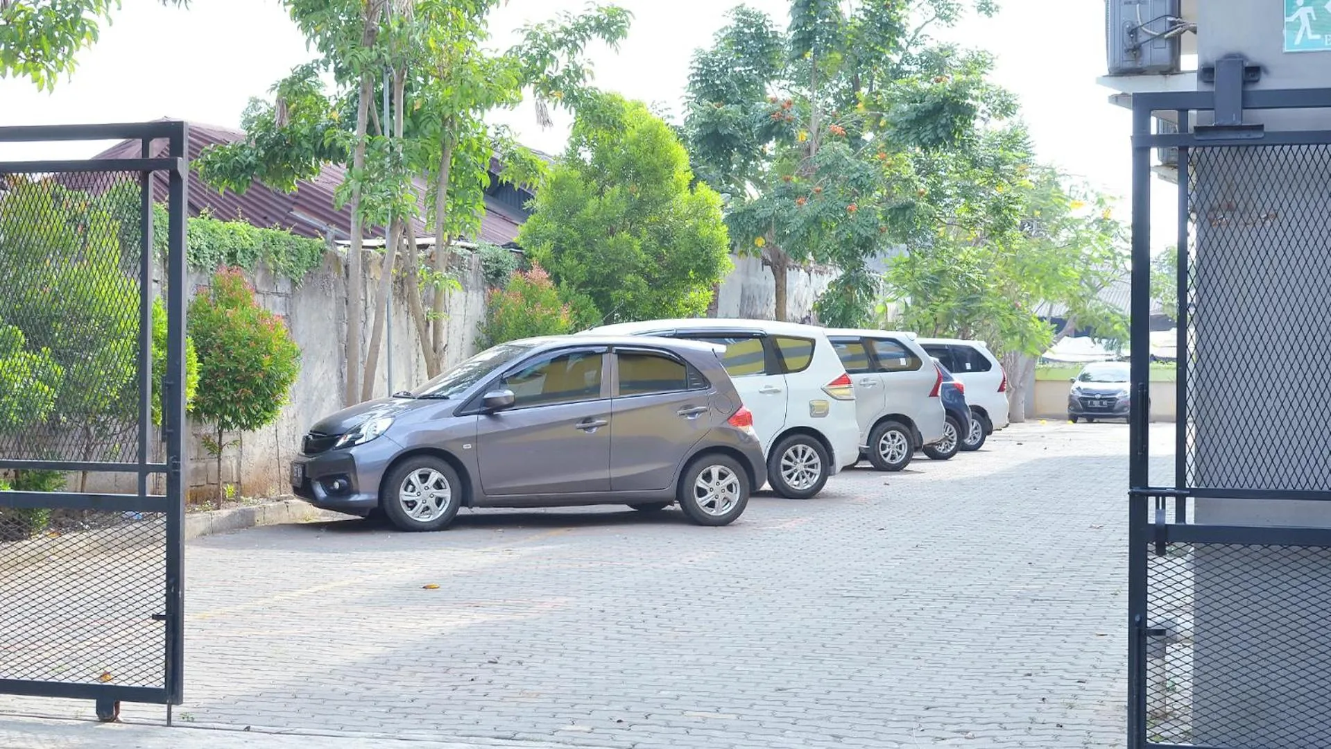 Parking in Gaia Asri Hotel