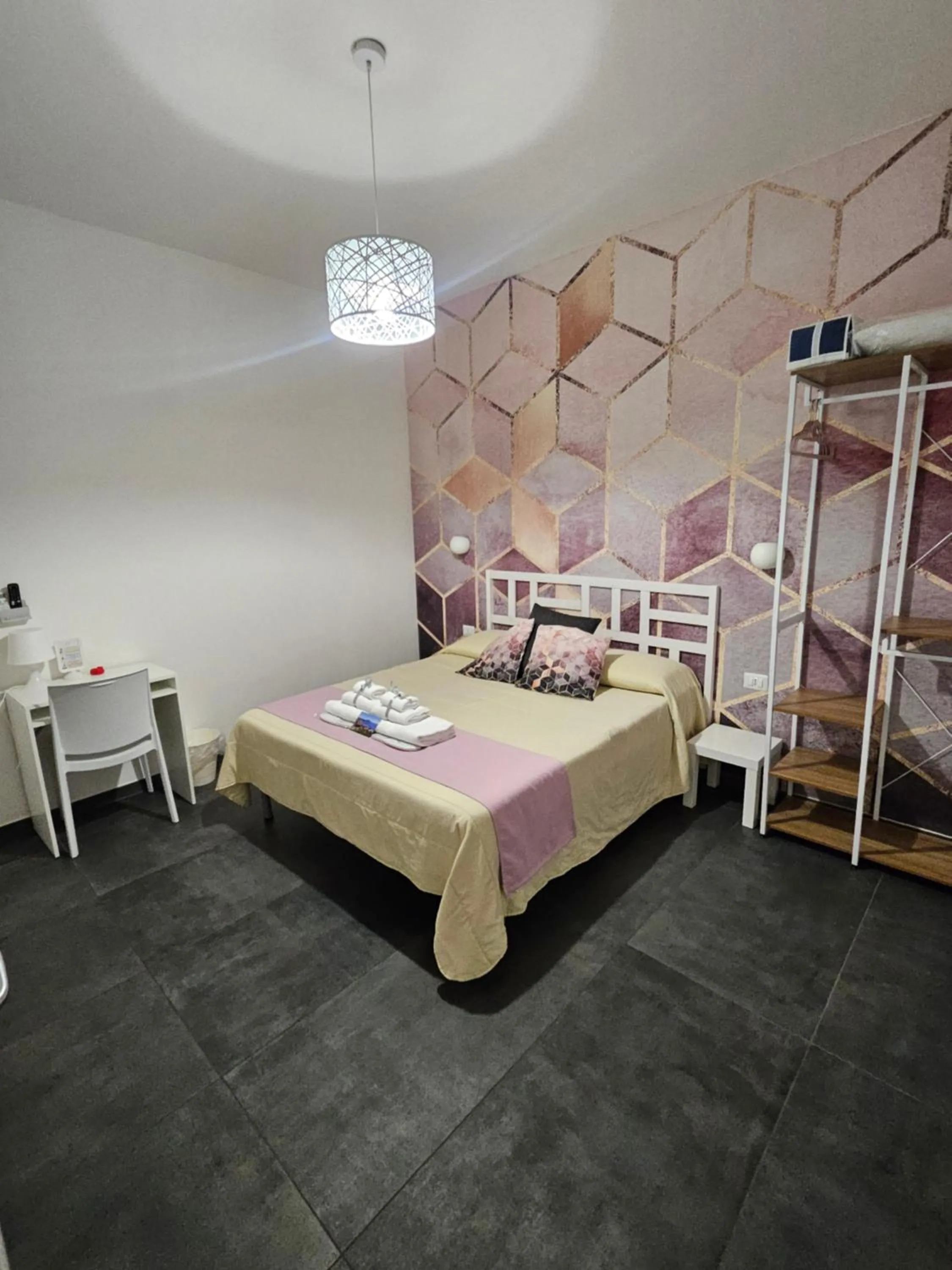 Bedroom, Bed in Gaisa Naples - Bed and Breakfast