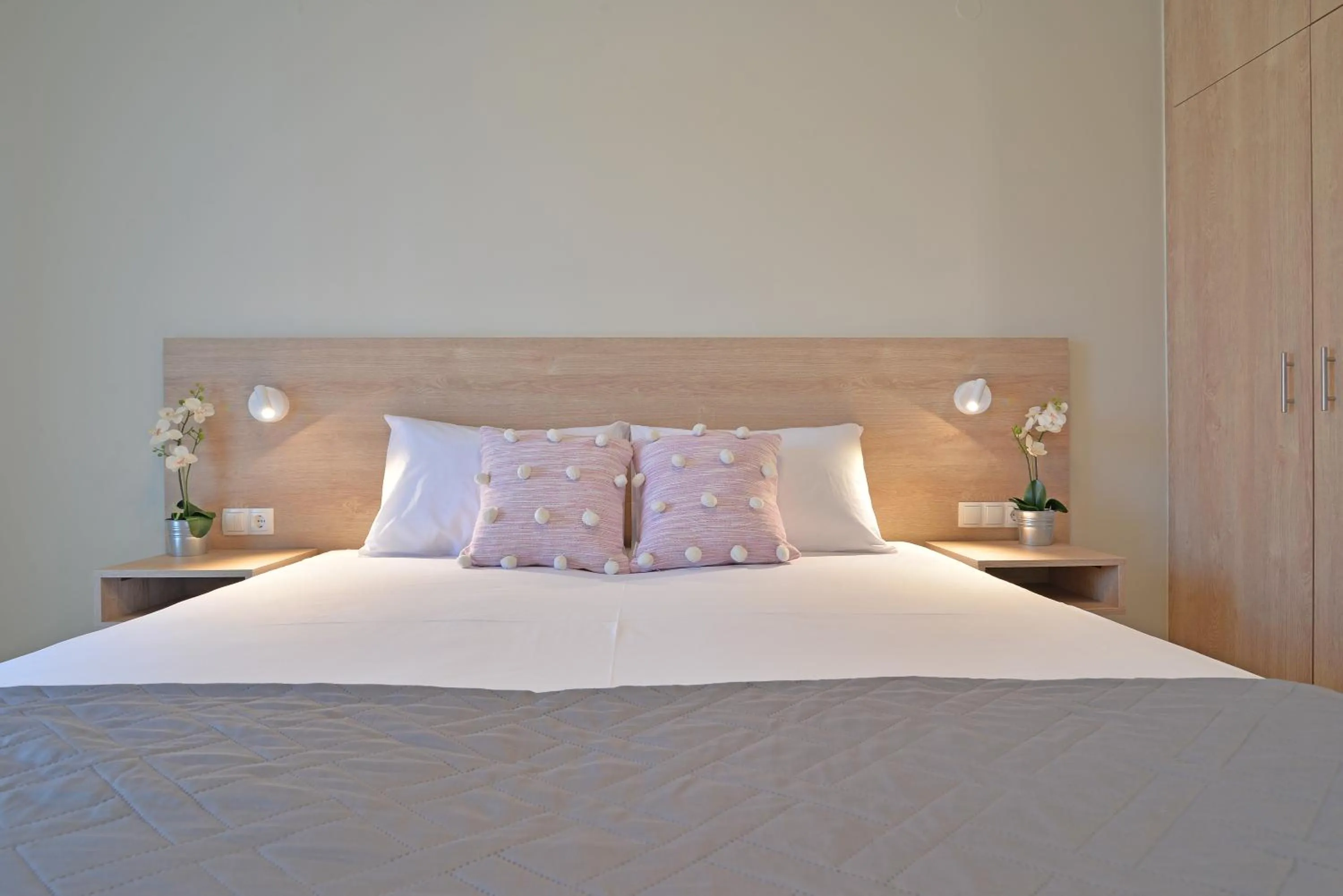 Bed in Niel Holiday Apartments, Panel Hospitality Homes & Villas