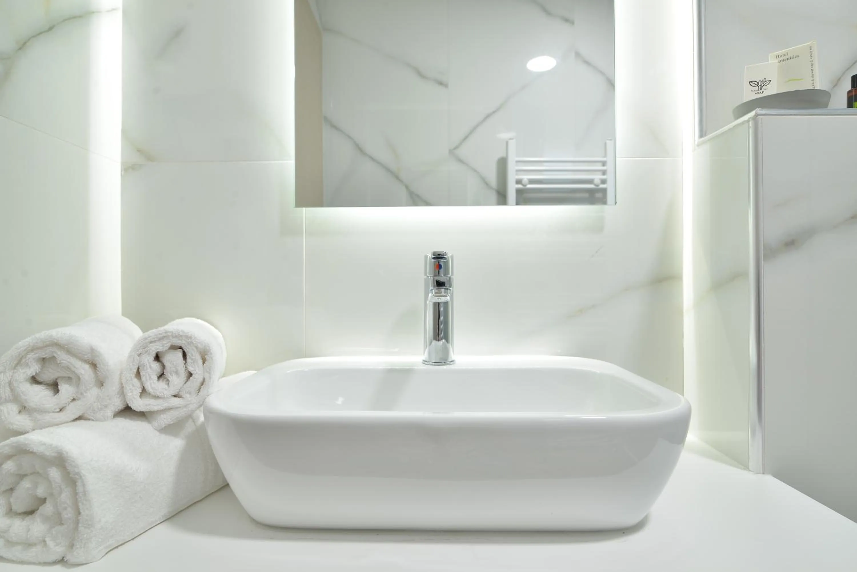 Bath in Niel Holiday Apartments, Panel Hospitality Homes & Villas