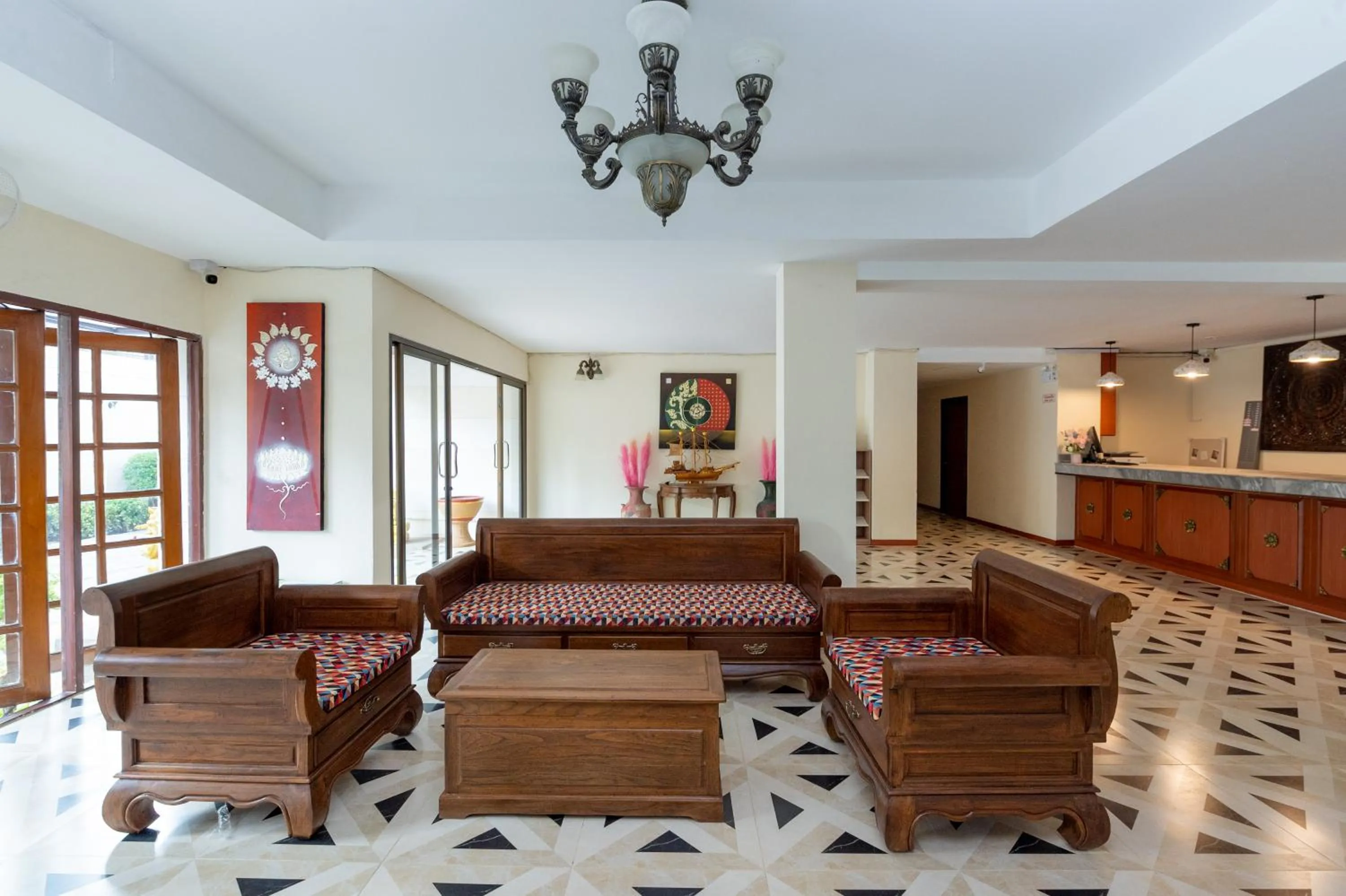 Communal lounge/ TV room in Hillside Resort