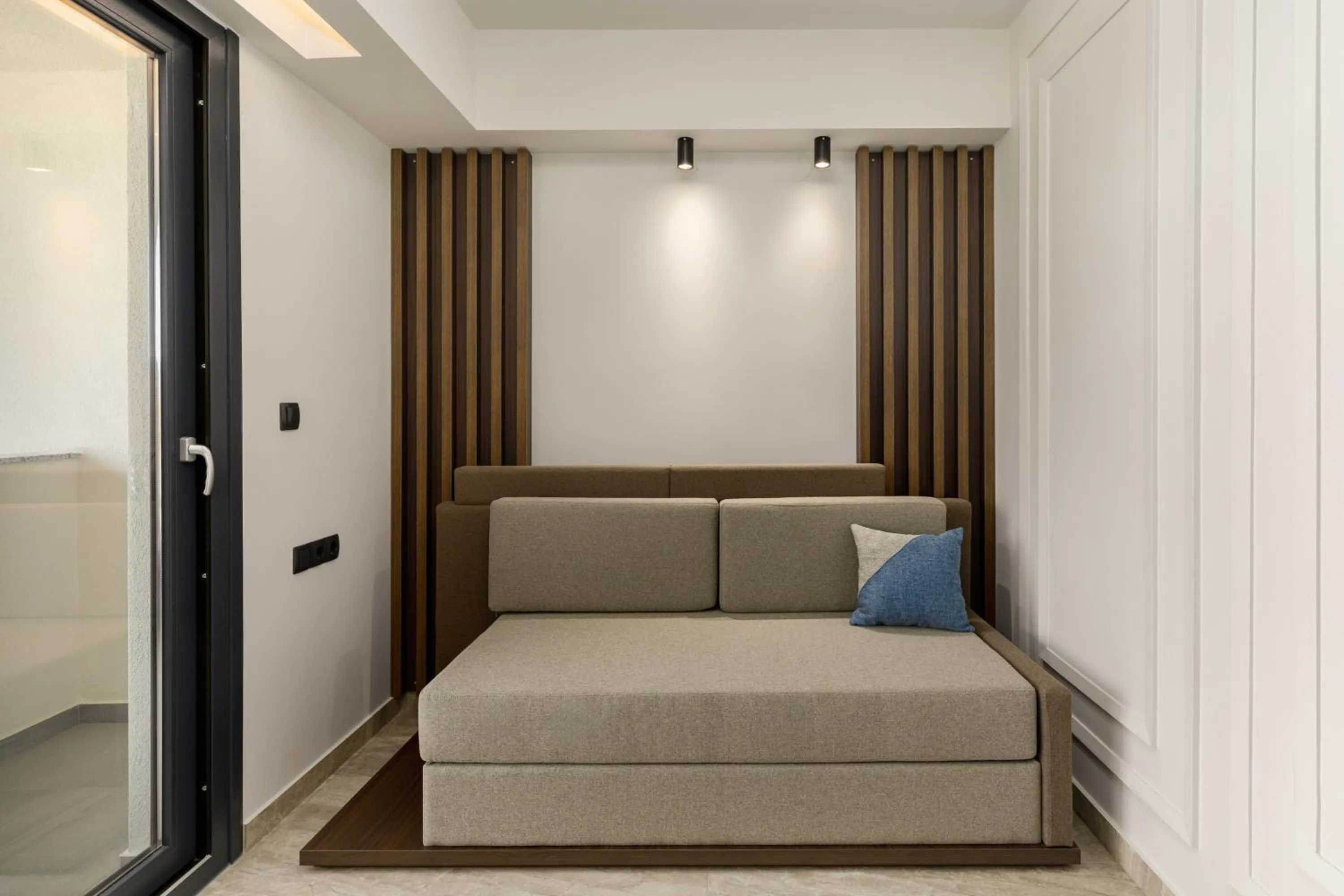 Living room, Bed in Costa De Luxe Suites