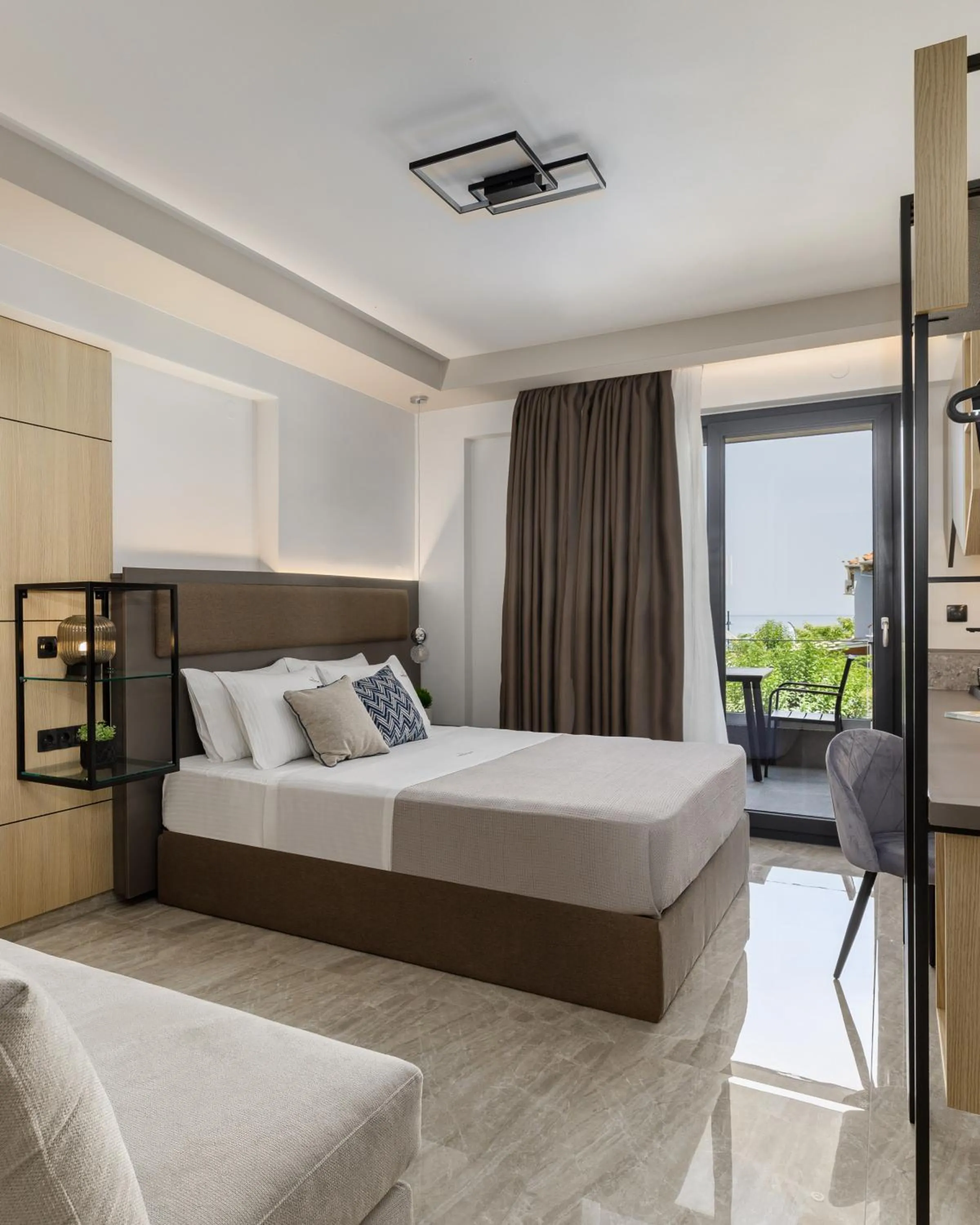 Photo of the whole room, Bed in Costa De Luxe Suites