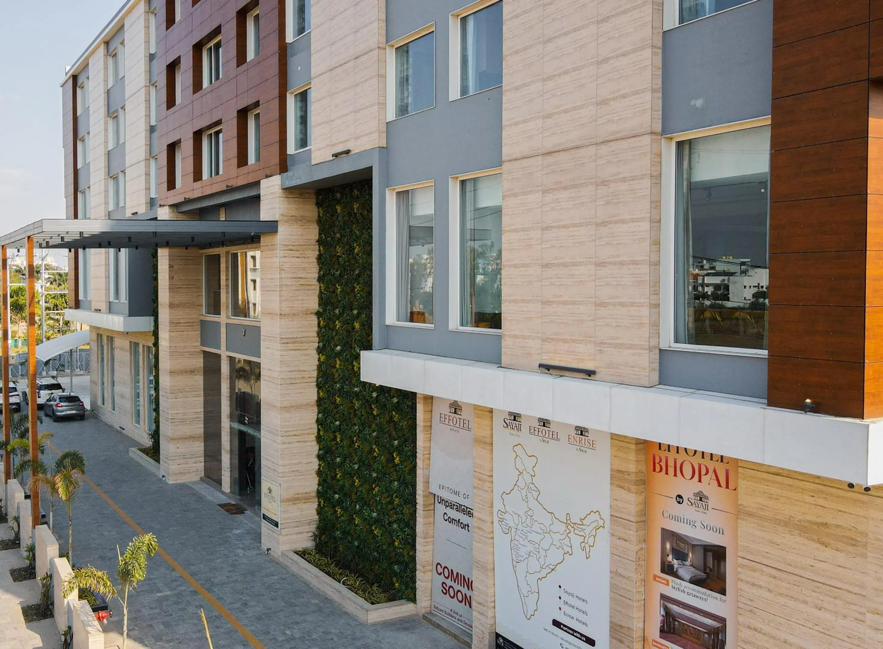 Facade/entrance in Effotel By Sayaji Bhopal