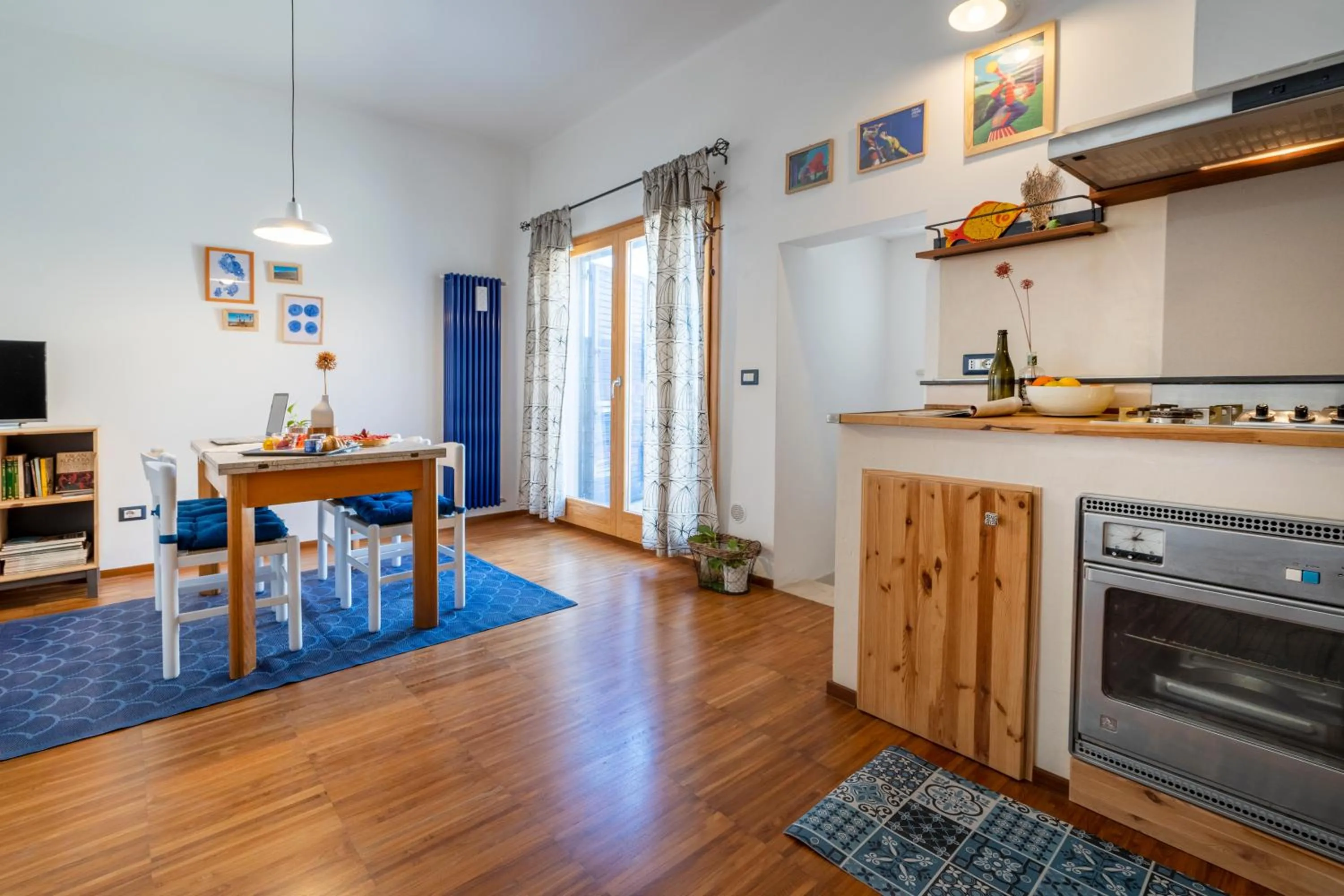 GuestHost - Marina Terrace Apartment