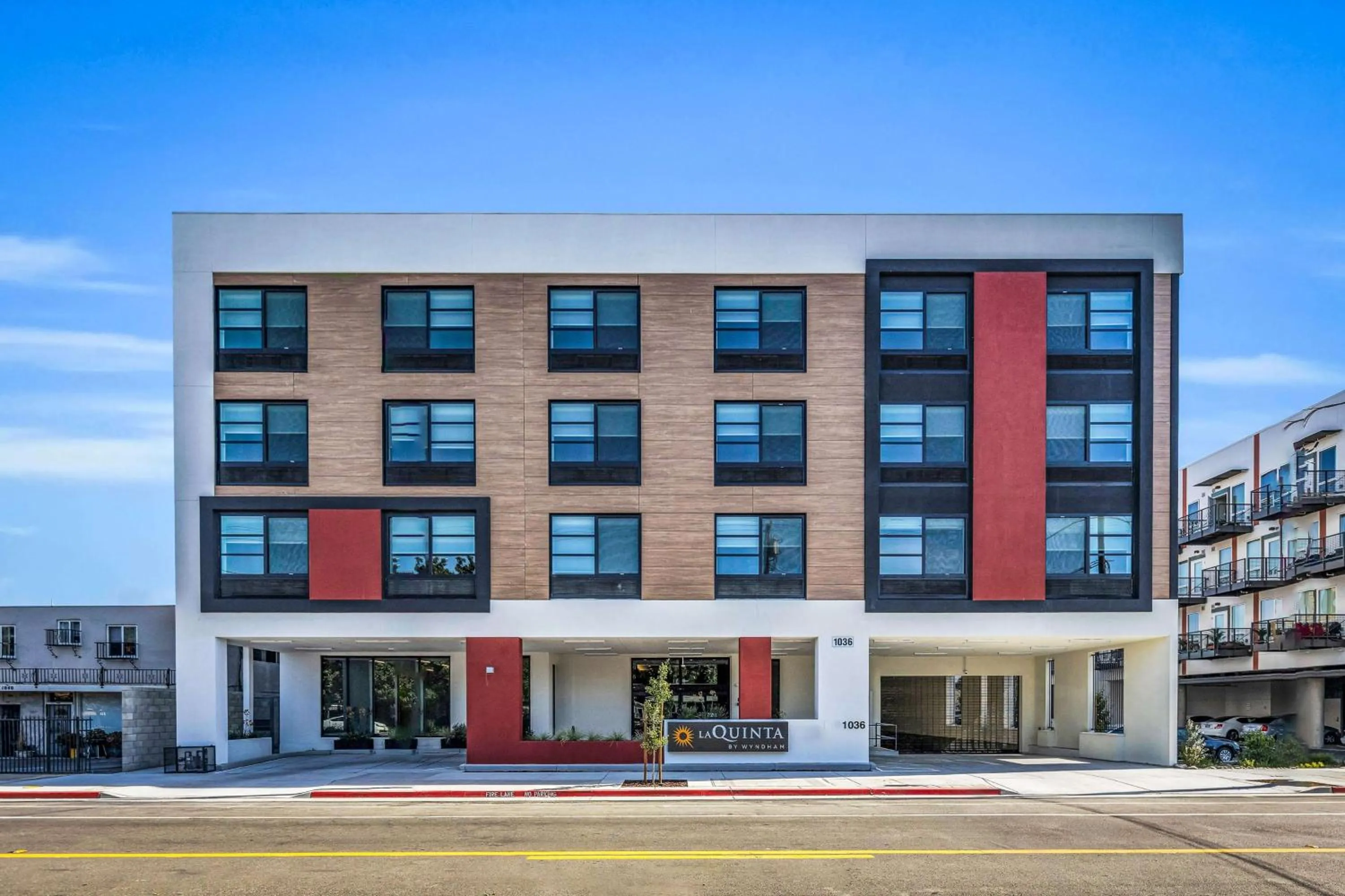 Property building in La Quinta Inn & Suites by Wyndham San Jose Airport-Downtown