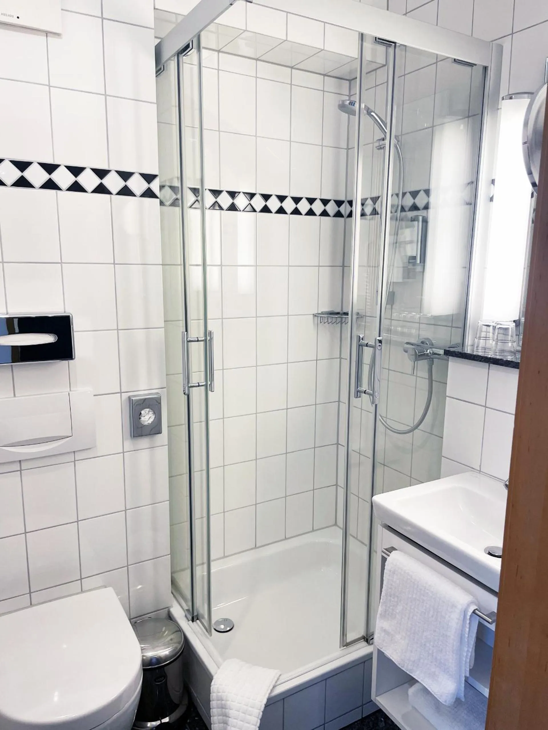 Bathroom in AvidonApartments