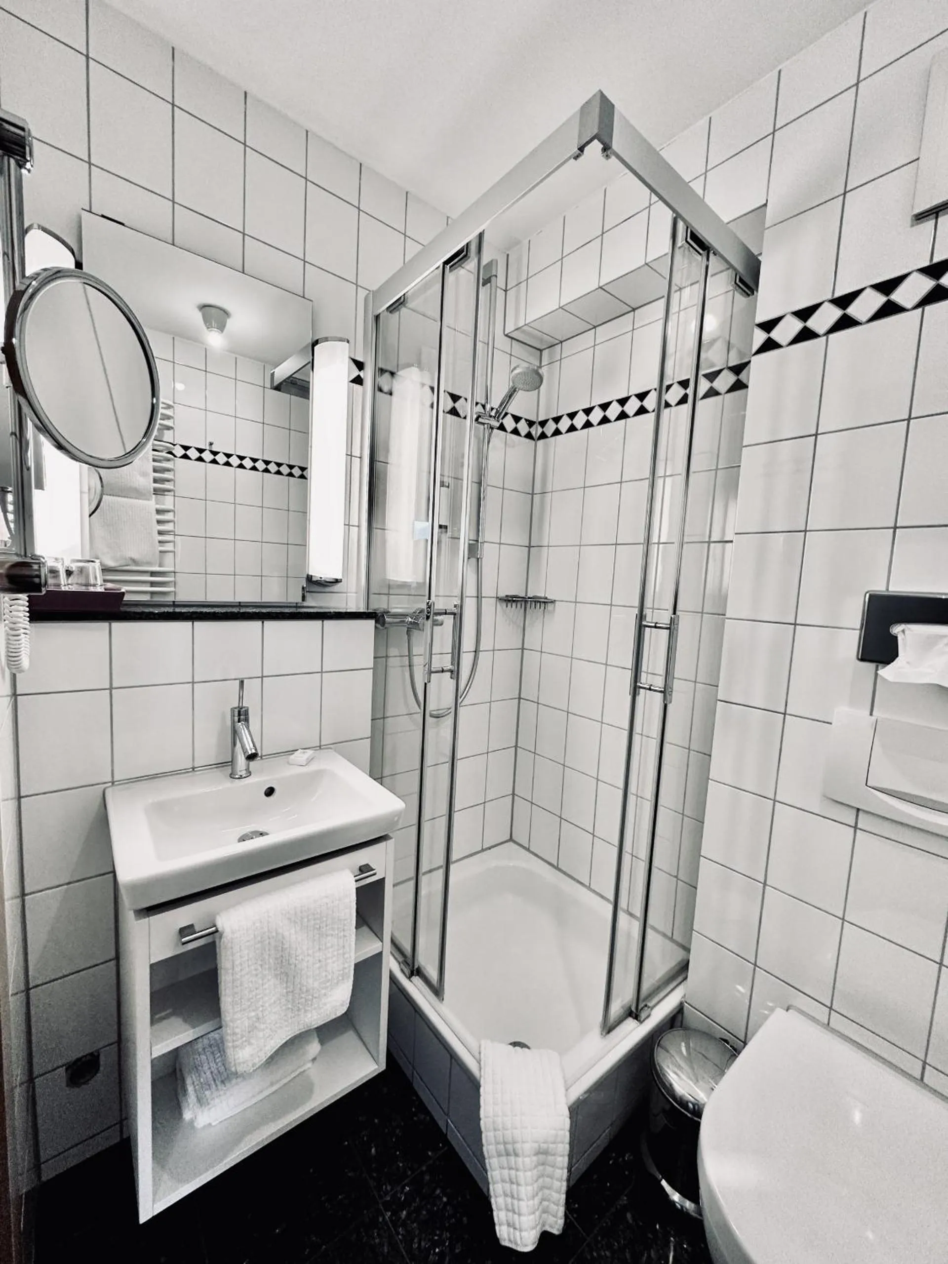 Bathroom in AvidonApartments