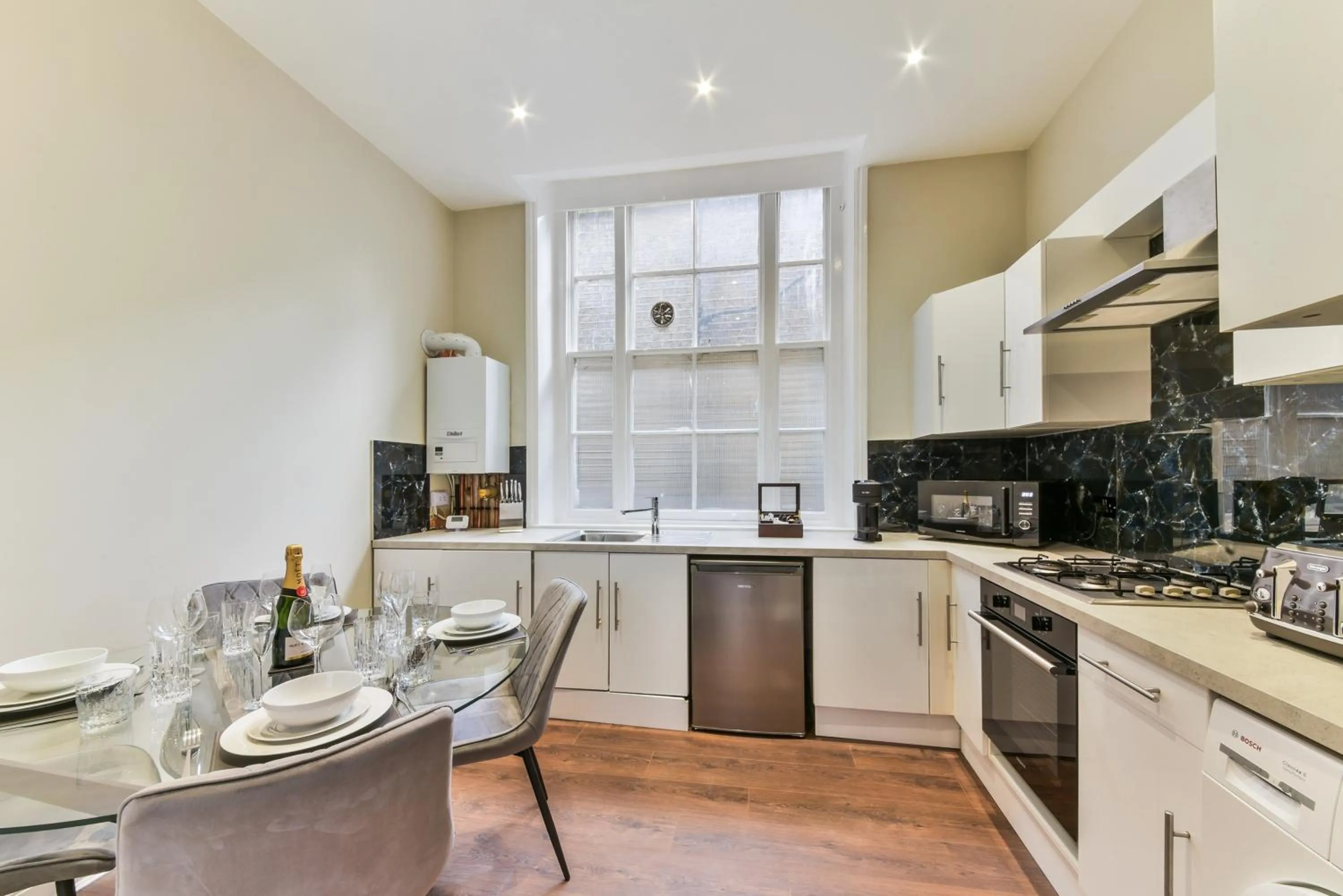 Coffee/tea facilities in Avari Apartments - Hatton Collection