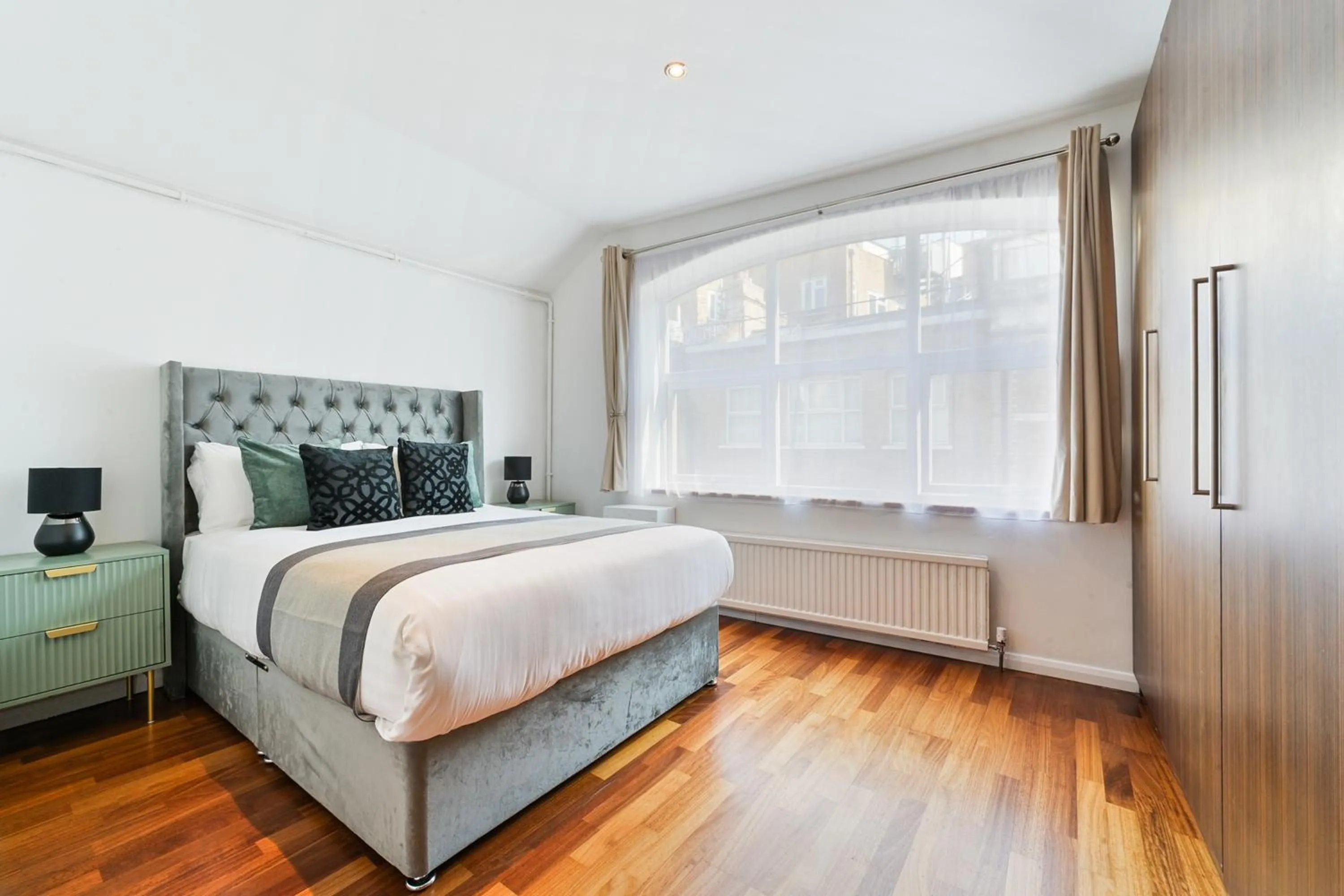 Bed in Avari Apartments - Hatton Collection