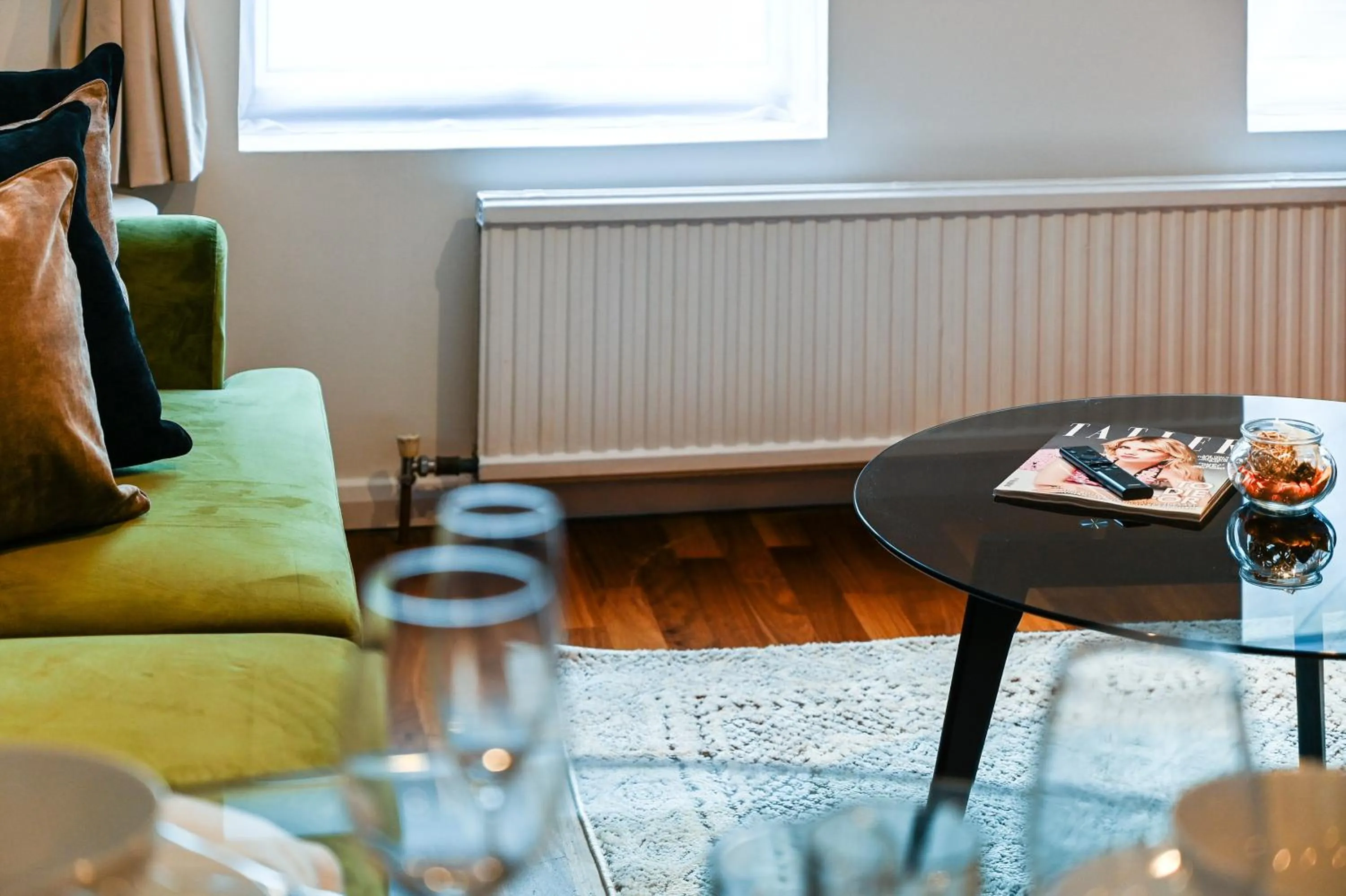 Decorative detail in Avari Apartments - Hatton Collection