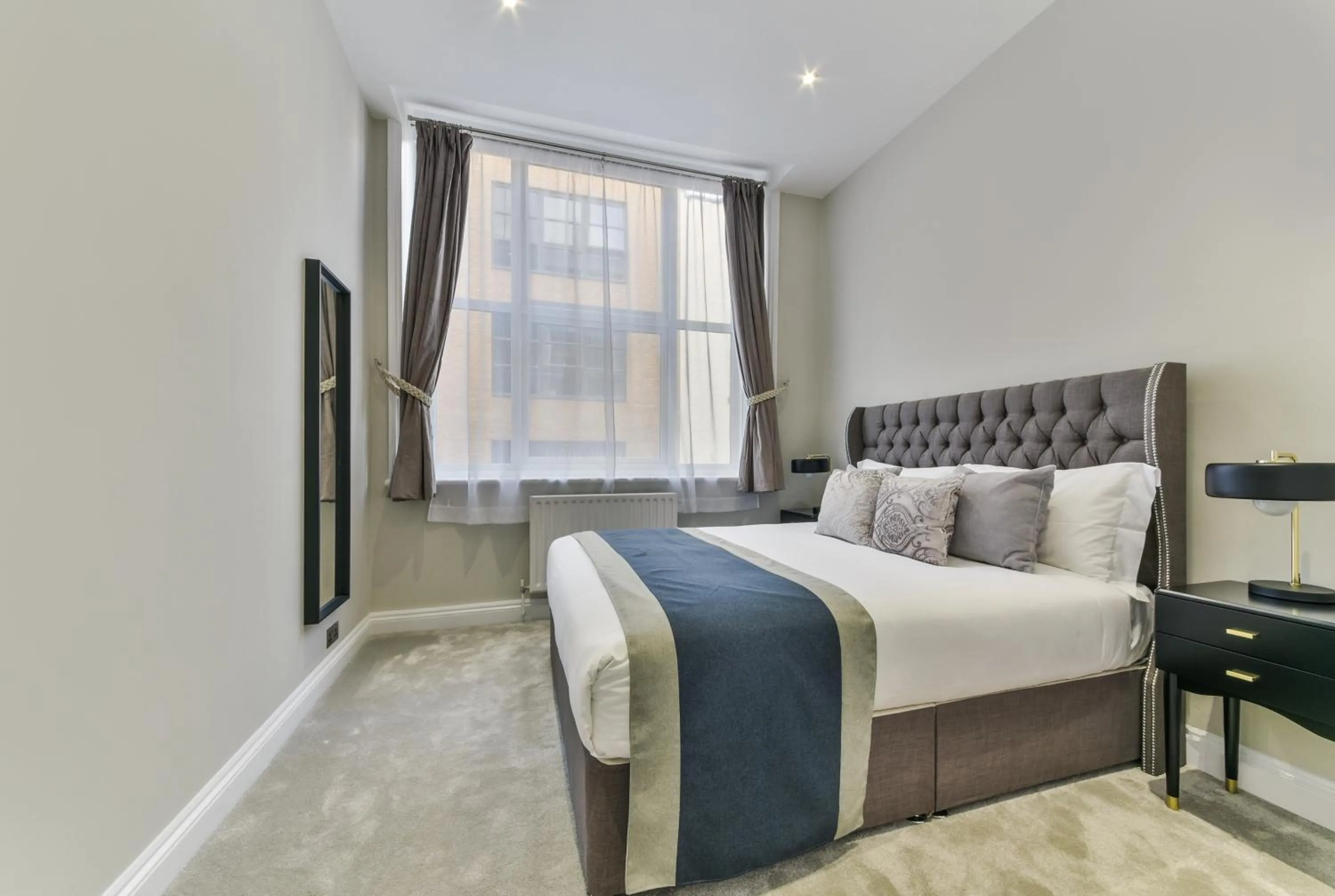 Bed in Avari Apartments - Hatton Collection