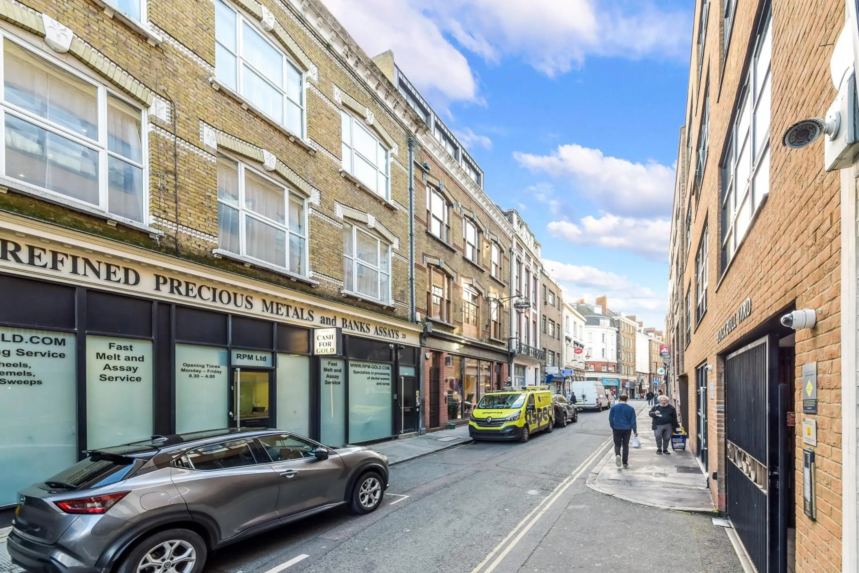 Property building in Avari Apartments - Hatton Collection Property building in Avari Apartments - Hatton Collection