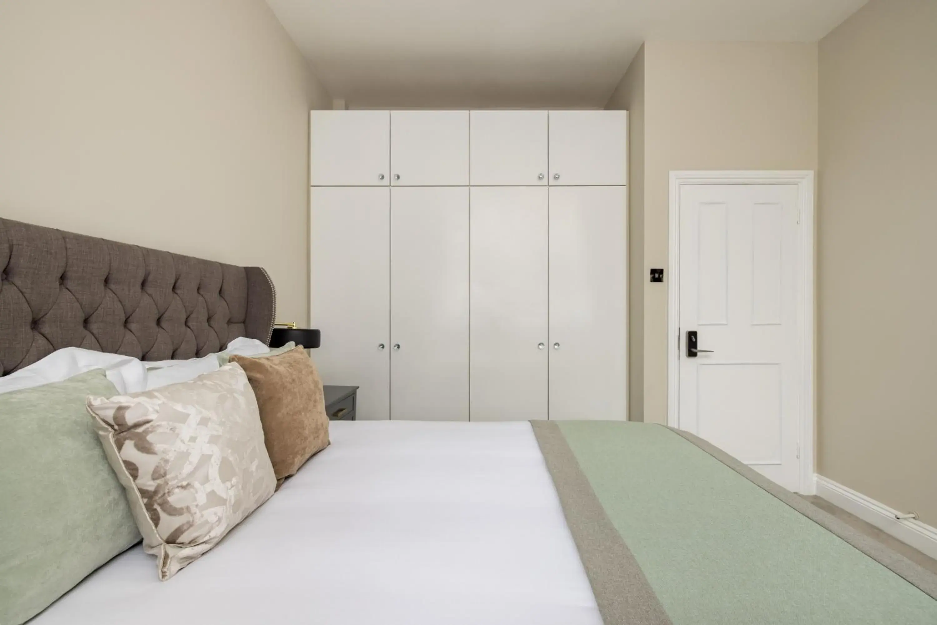 Bed in Avari Apartments - Hatton Collection Bed in Avari Apartments - Hatton Collection