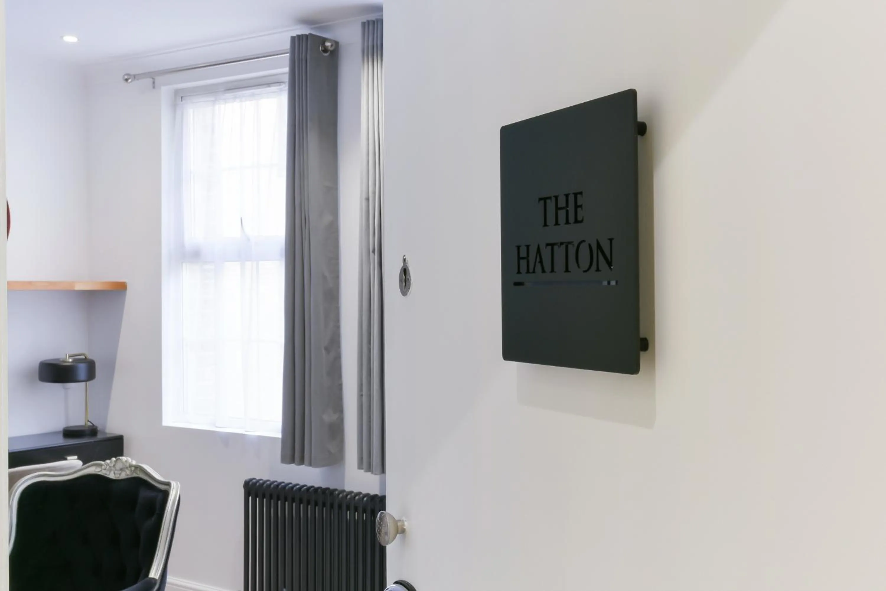 Text overlay in Avari Apartments - Hatton Collection