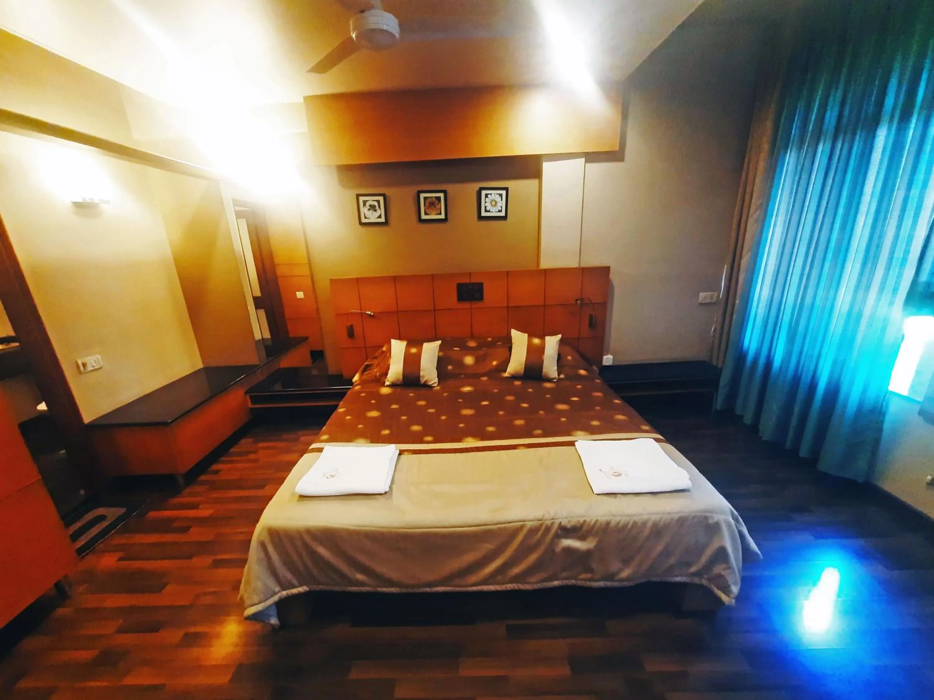 Bedroom in Sanman Deluxe Lodge