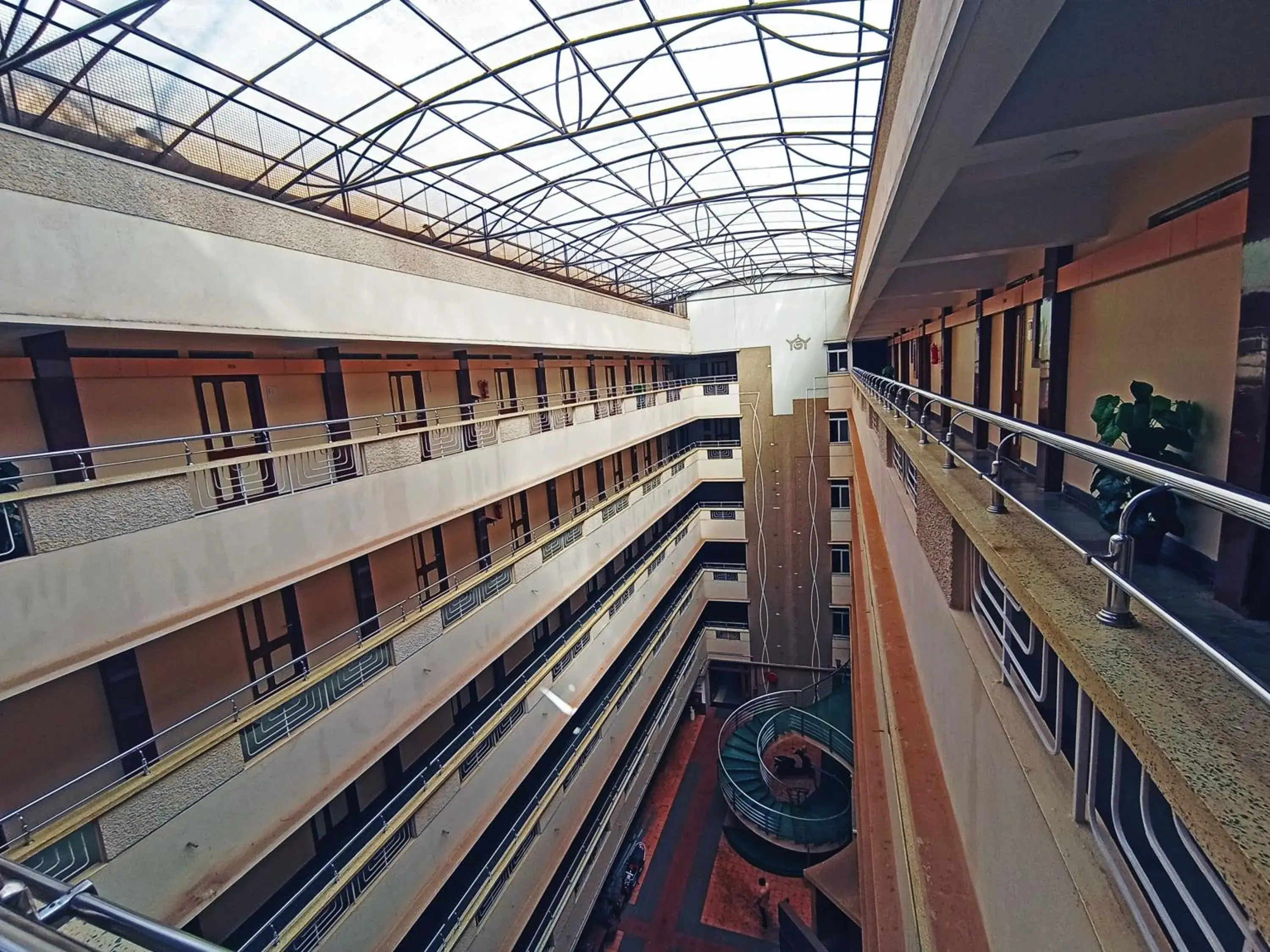 Property building in Sanman Deluxe Lodge Property building in Sanman Deluxe Lodge