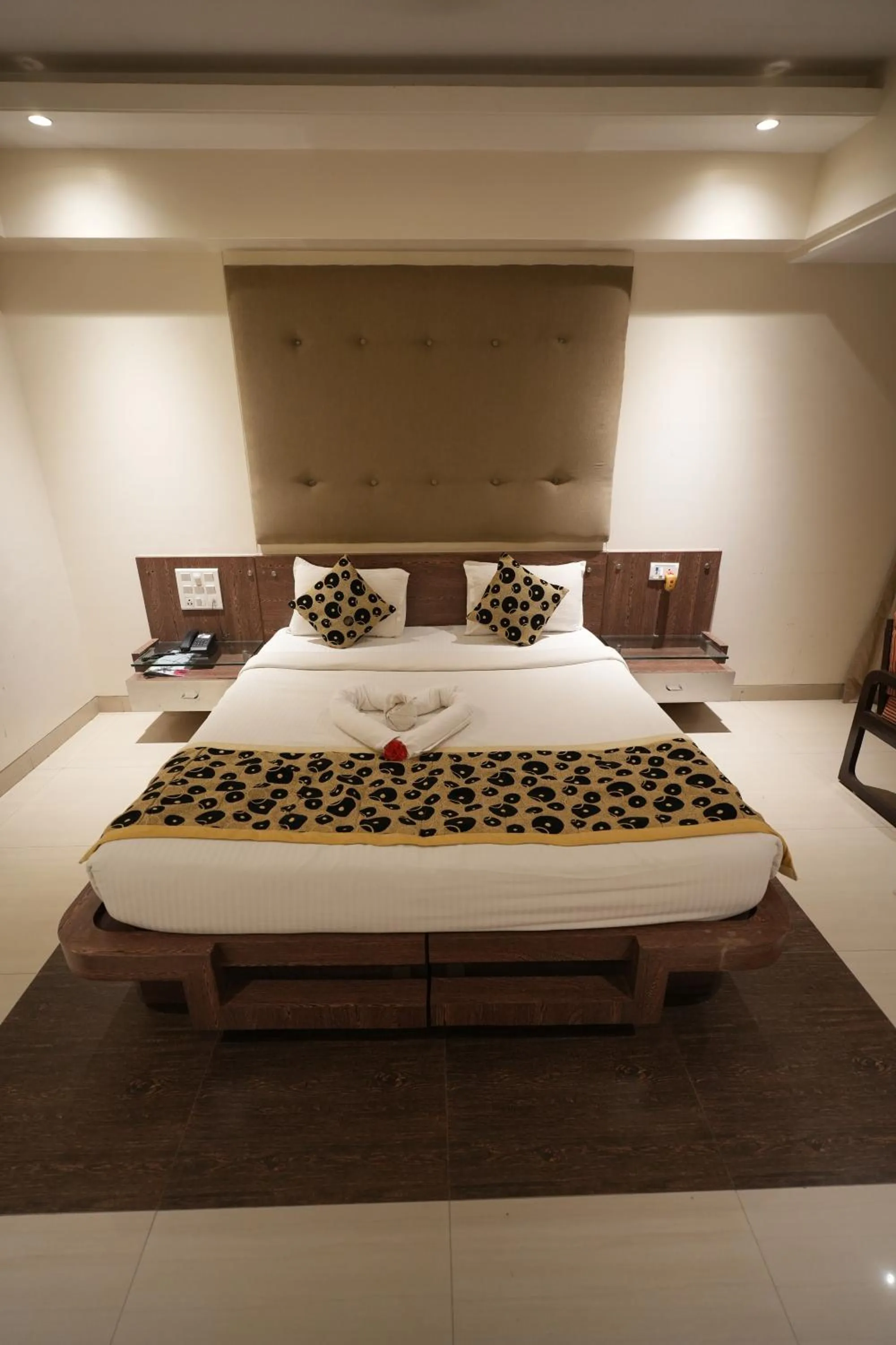 Bed in Hotel City Symphony