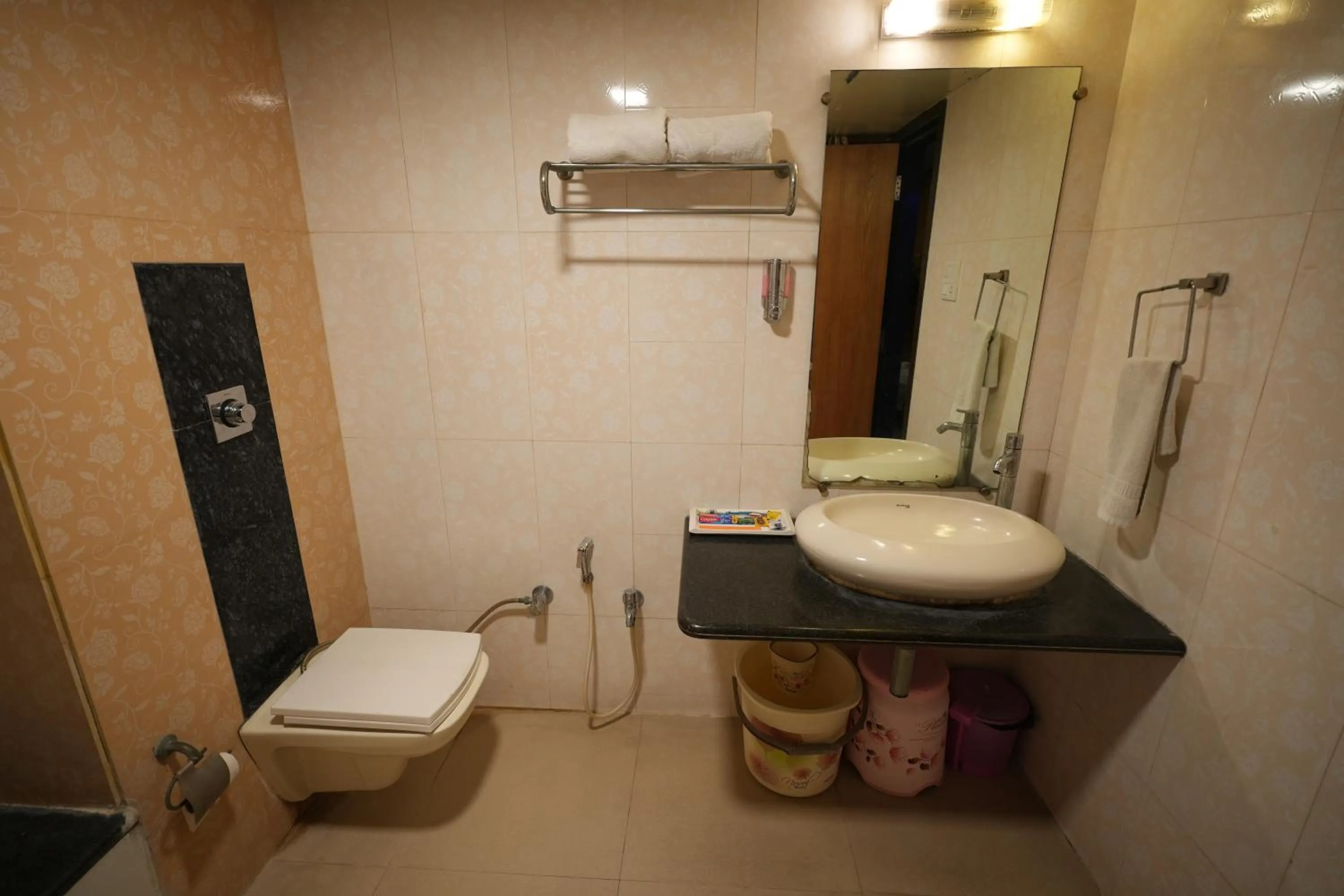 Bathroom in Hotel City Symphony