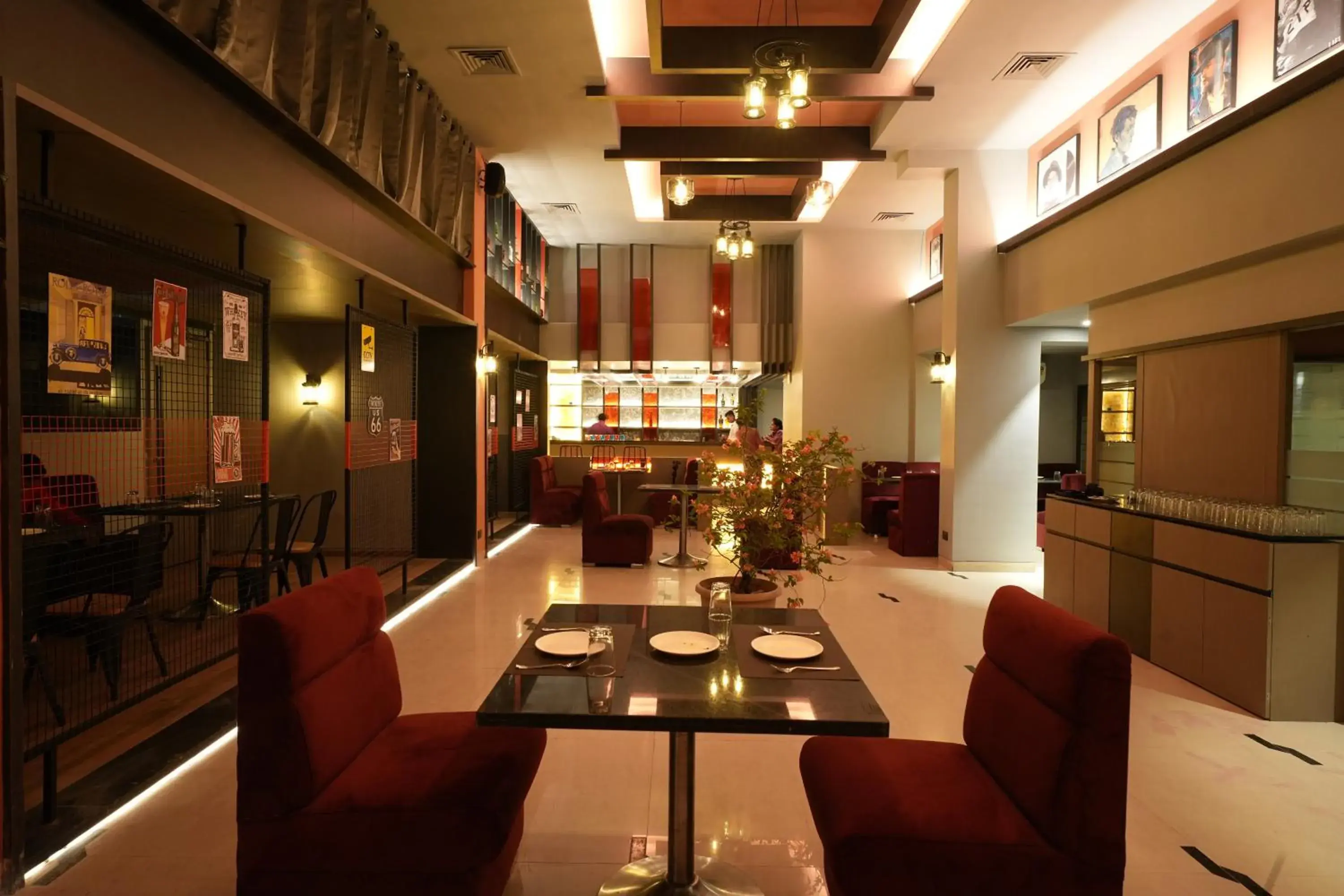 Restaurant/places to eat in Hotel City Symphony Restaurant/places to eat in Hotel City Symphony
