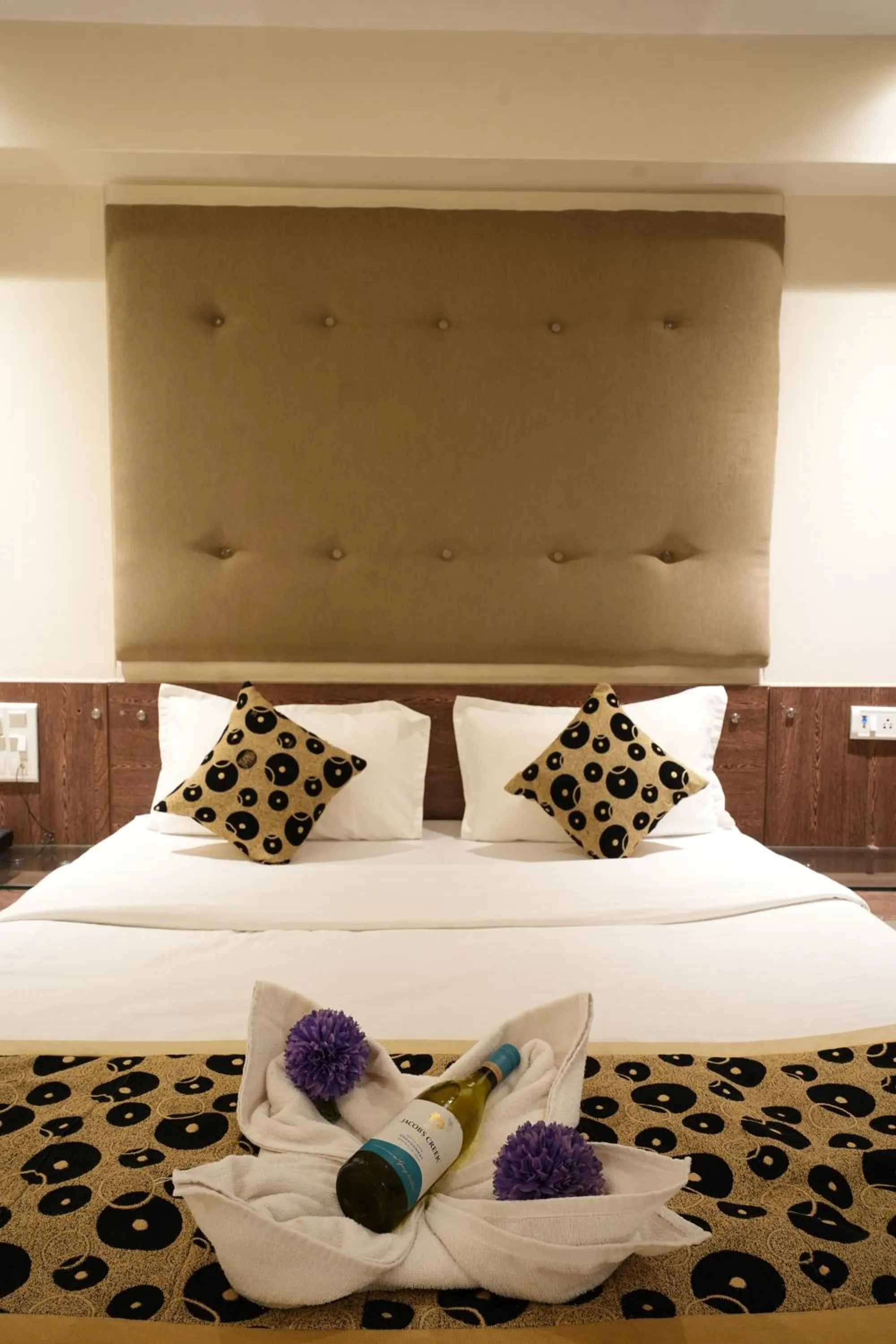 Bedroom, Bed in Hotel City Symphony