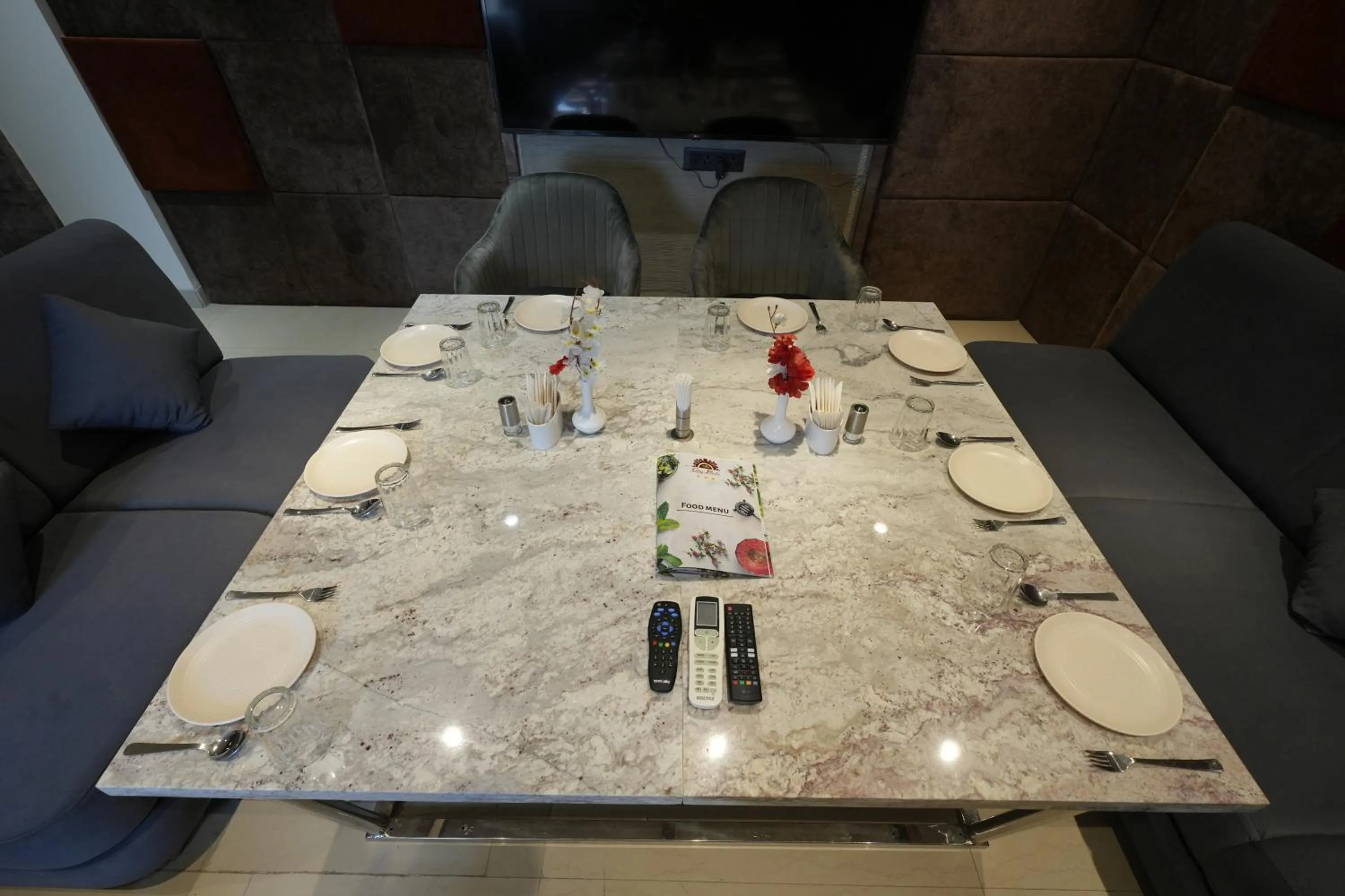 Food and drinks in Hotel City Symphony