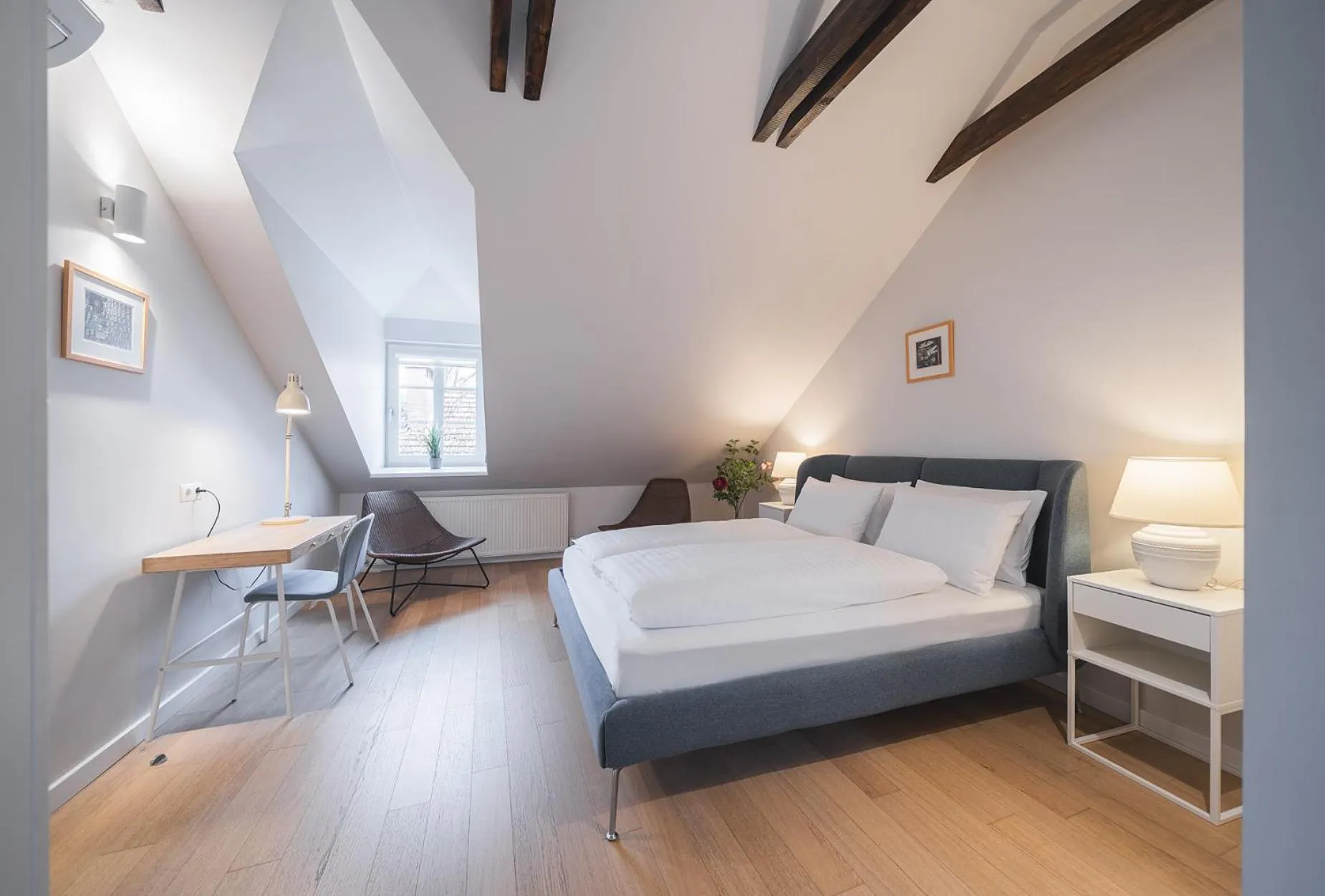 Bed in Lollo Luxury Residence - Lollo Stay