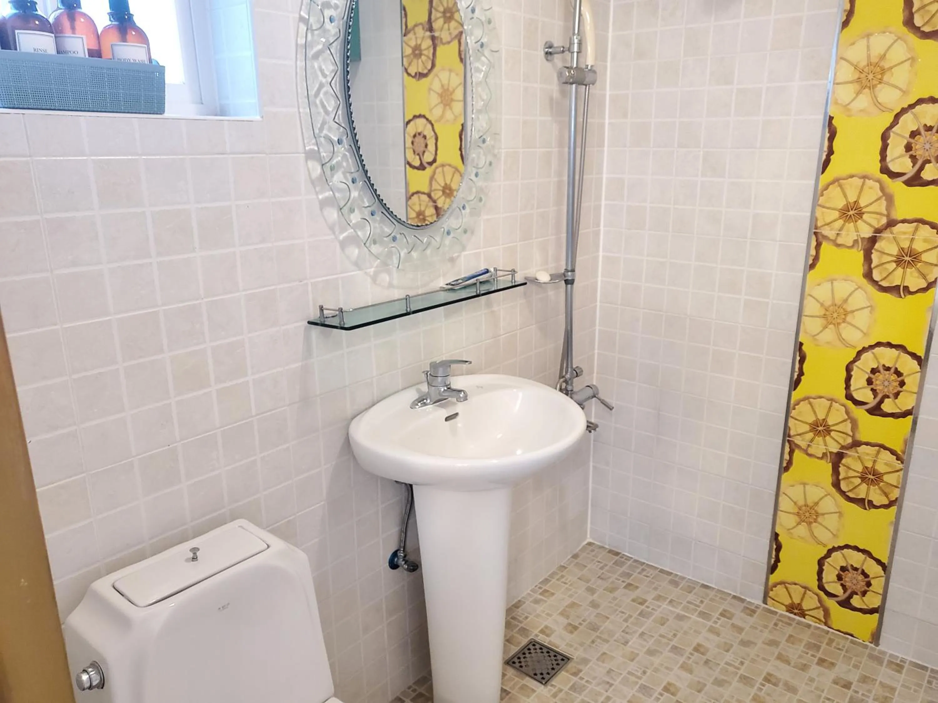 Olive Vanilla Pension