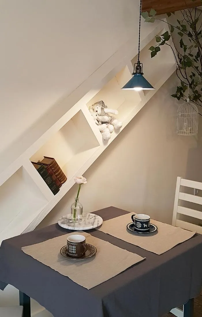 Olive Vanilla Pension