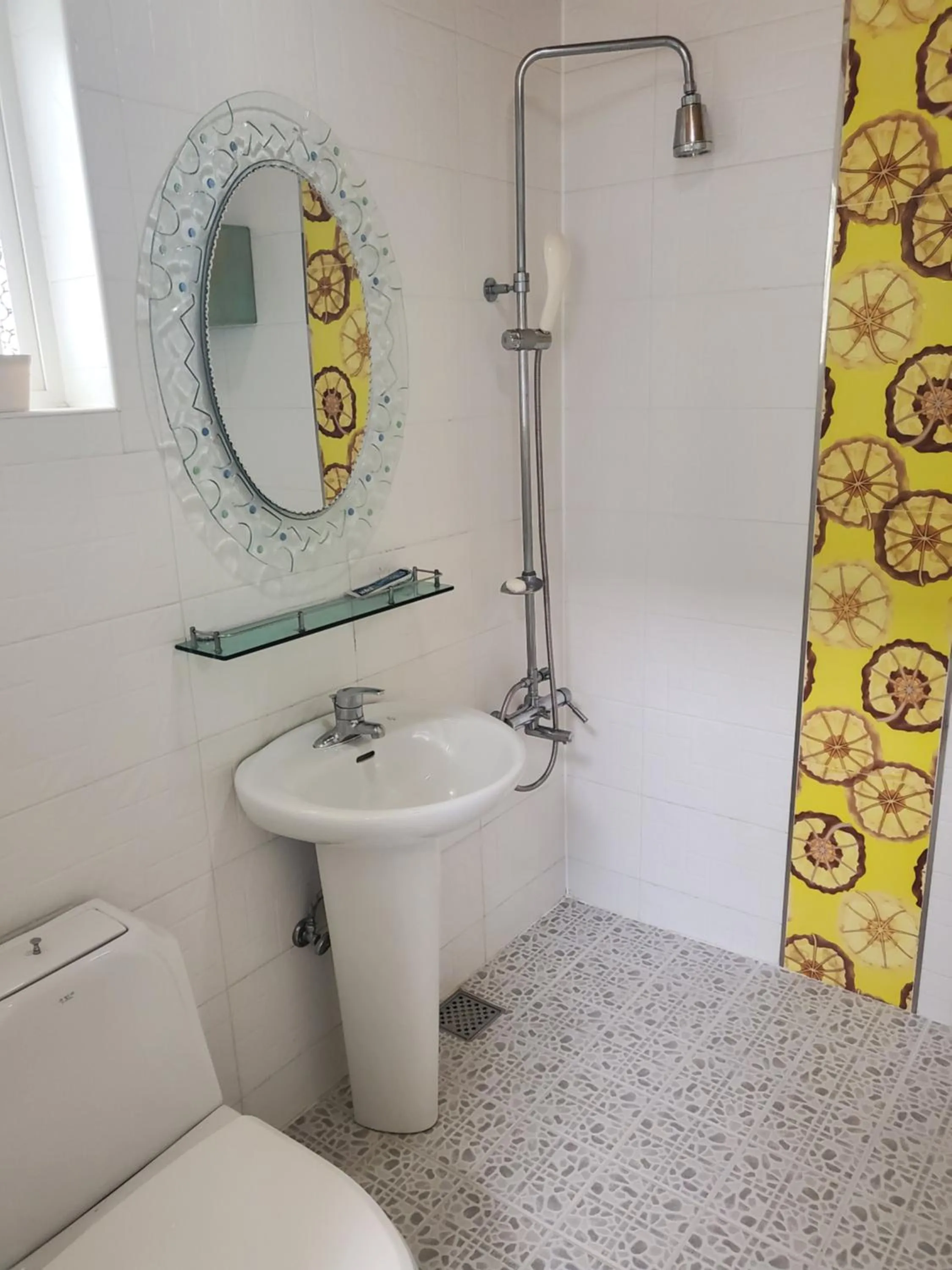 Olive Vanilla Pension