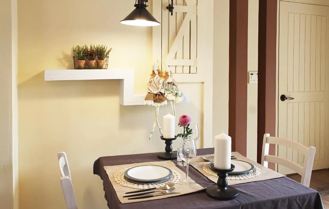 Olive Vanilla Pension