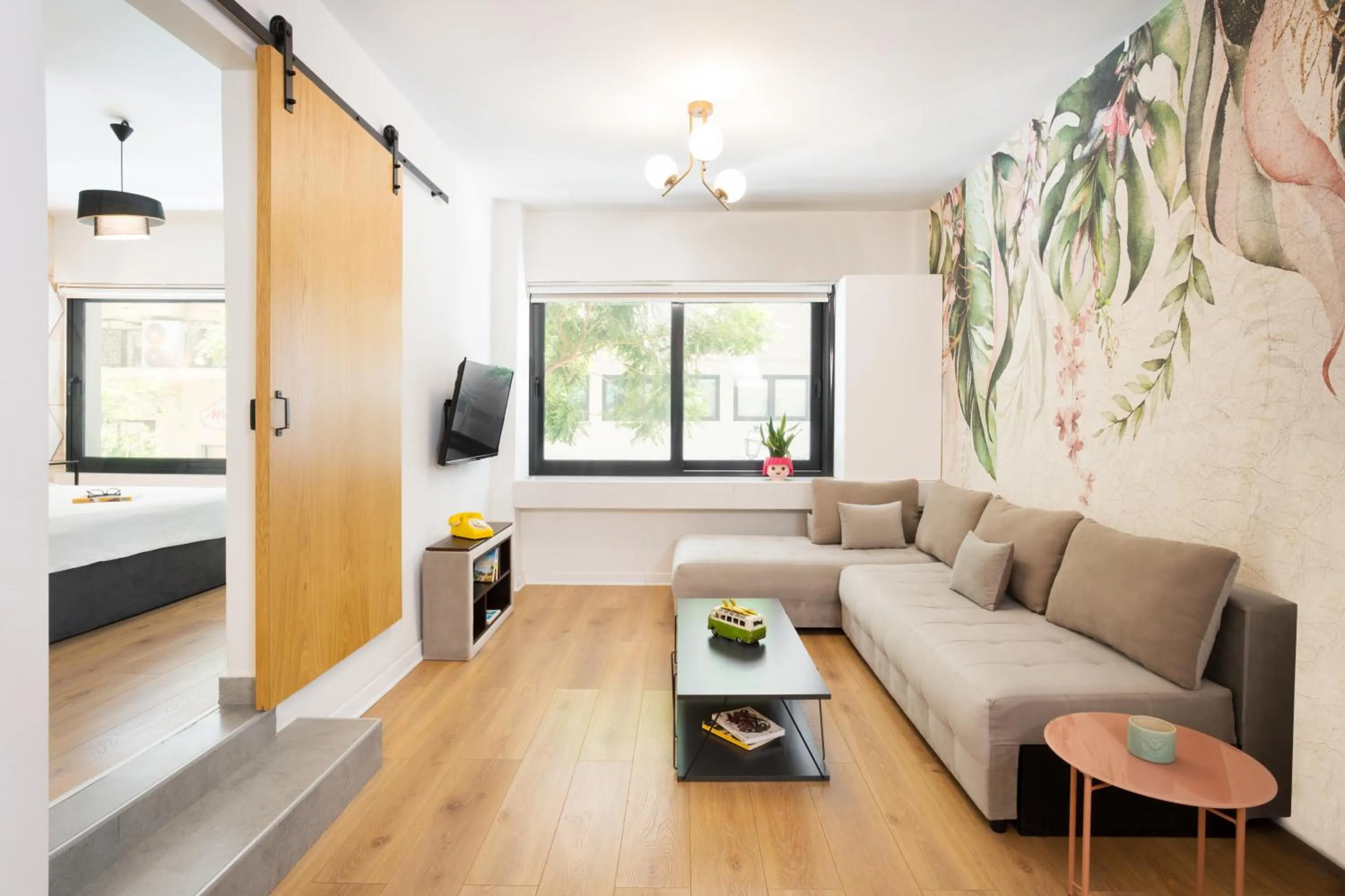 TV and multimedia in The Caravan Apartments